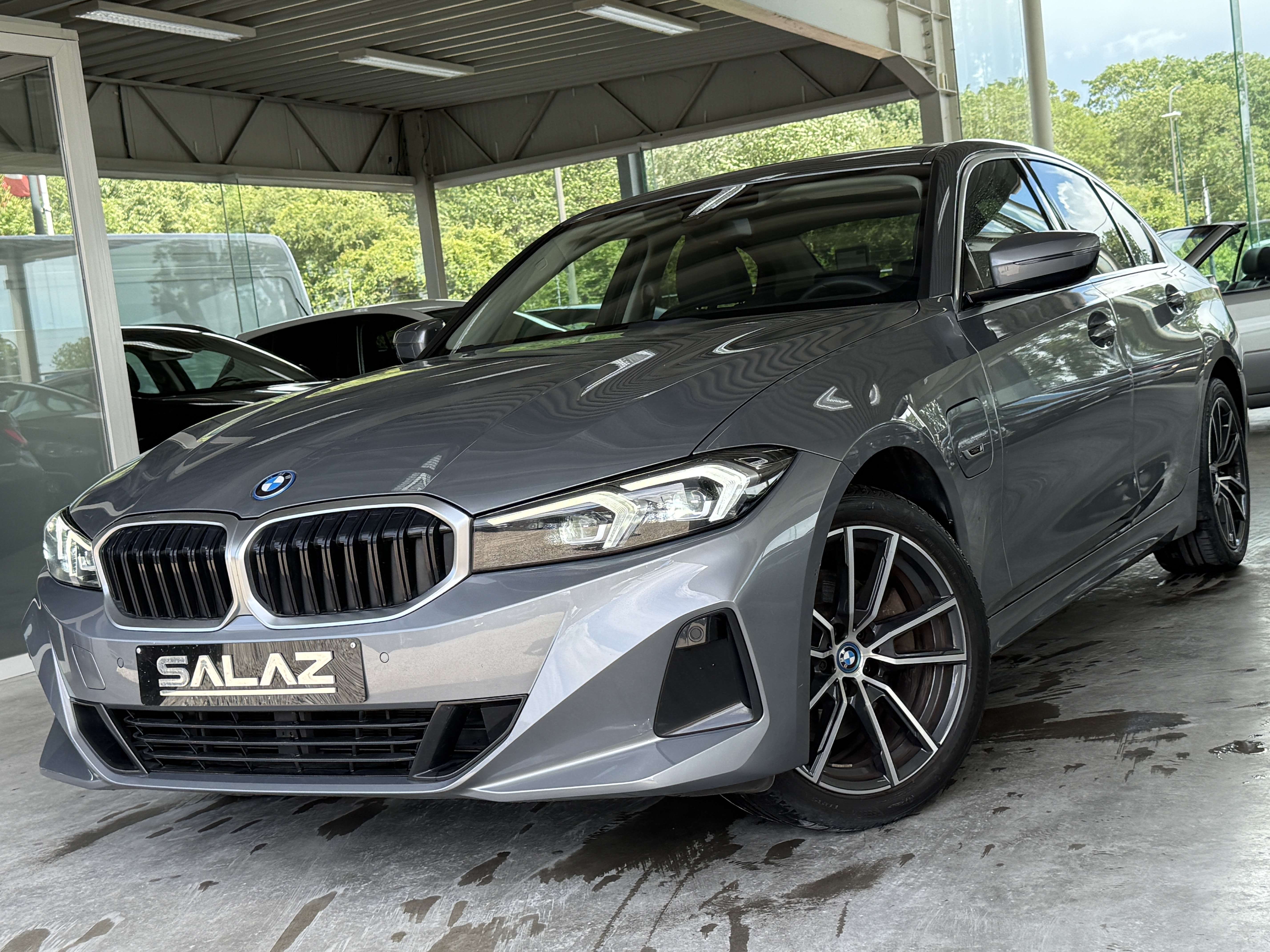 BMW 330 330eA PHEV_TVA21%_1ERPROP_CARPLAY_LED_CUIR