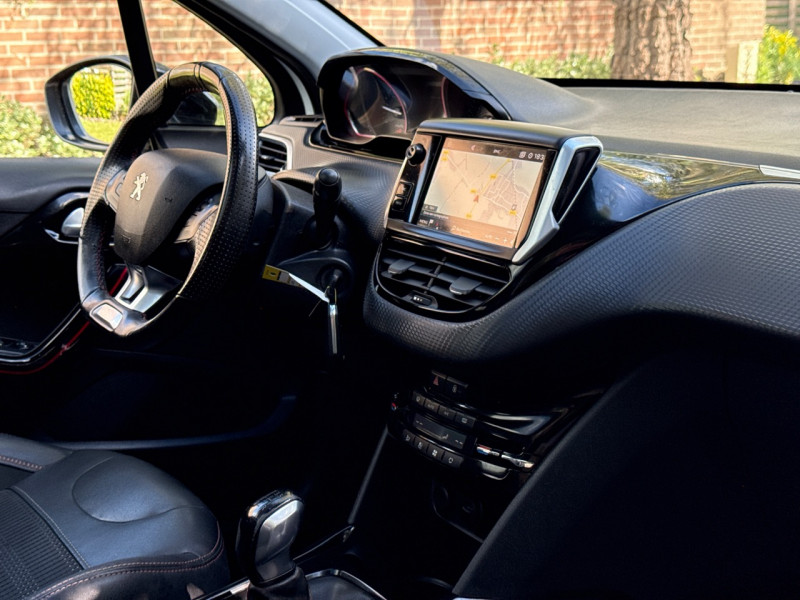 Peugeot 2008 HDI 100CH GT LINE * 2019 * TOIT PANO * CAMERA * JANTES * 1ERE MAIN