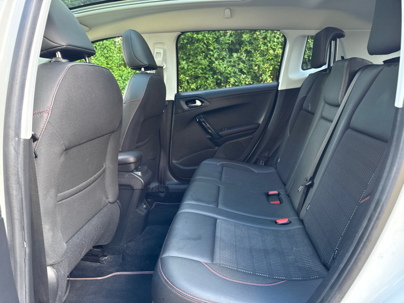 Peugeot 2008 HDI 100CH GT LINE * 2019 * TOIT PANO * CAMERA * JANTES * 1ERE MAIN