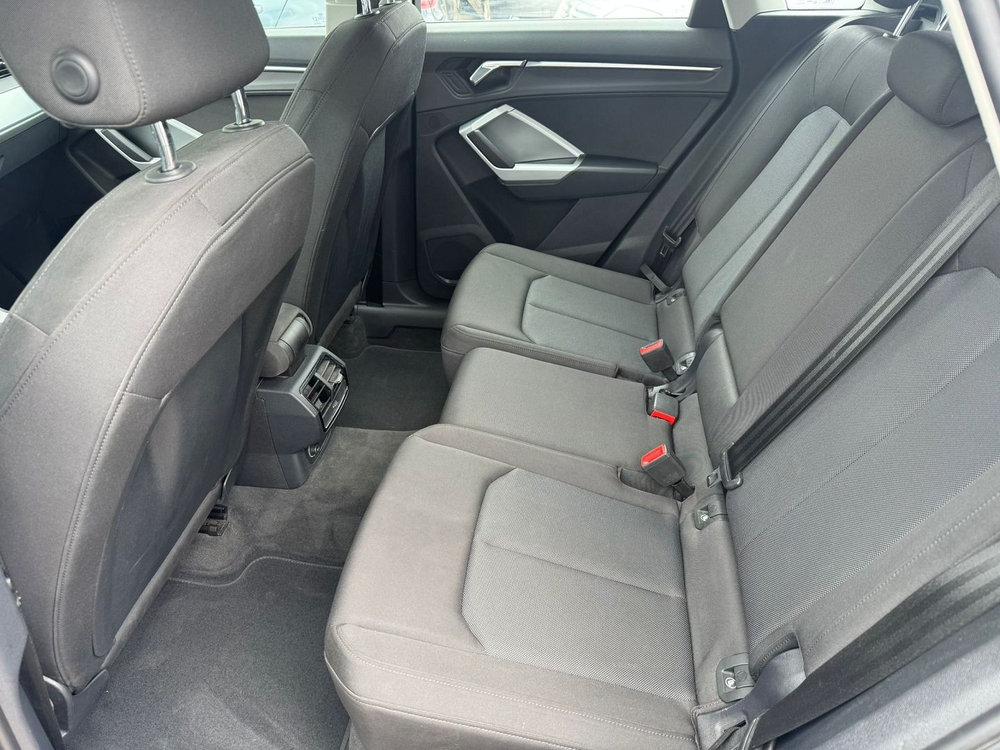 Audi Q3 35 TDI 150CH DESIGN S TRONIC 7