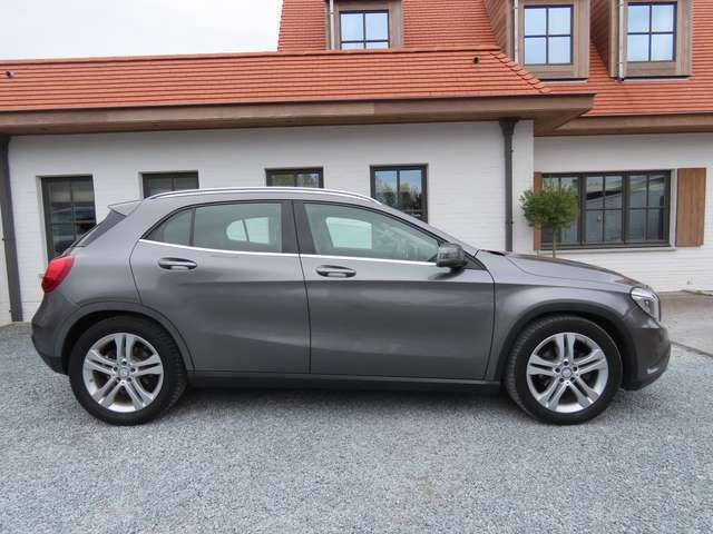 Mercedes-Benz GLA 200 GLA 200 d
