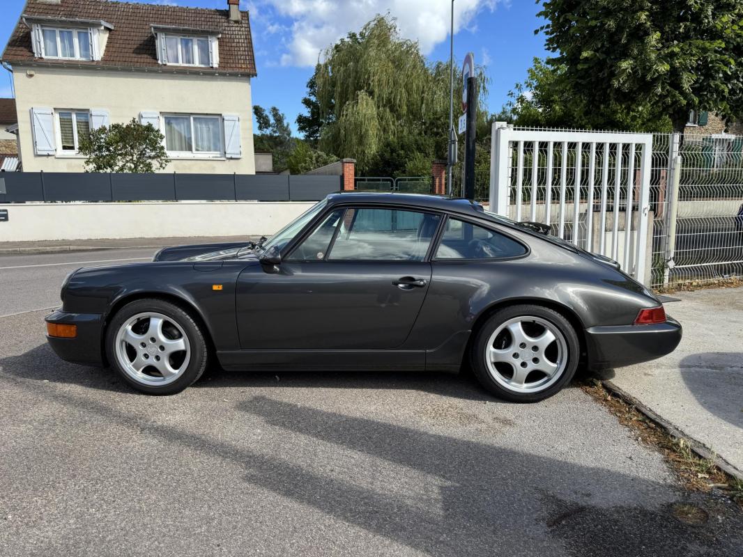 Porsche 911 3.6i - manuelle TYPE 964 COUPE Carrera 4