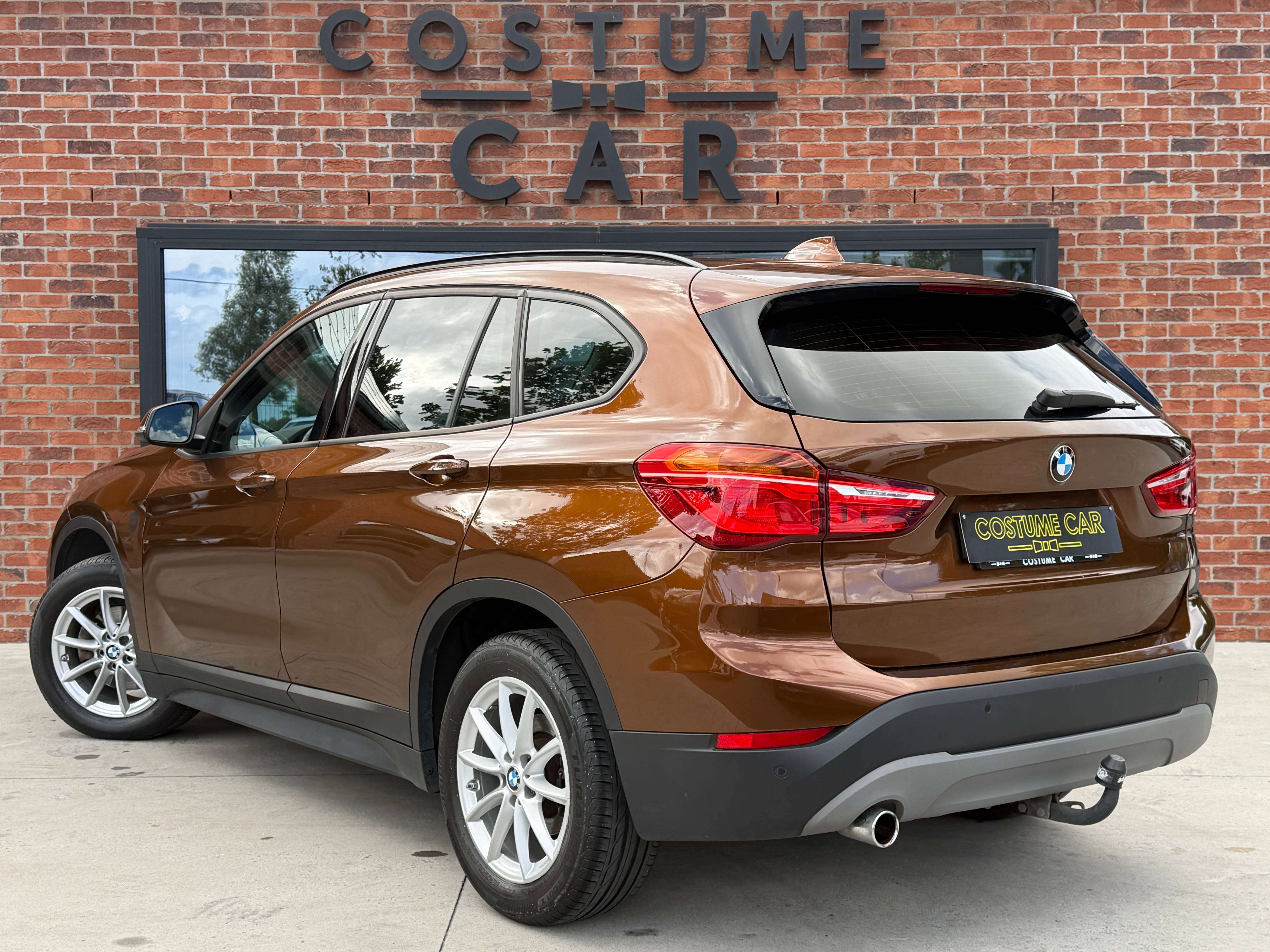 BMW X1 LED - Attelage - Radars de recul - Clim auto - Hayon électrique