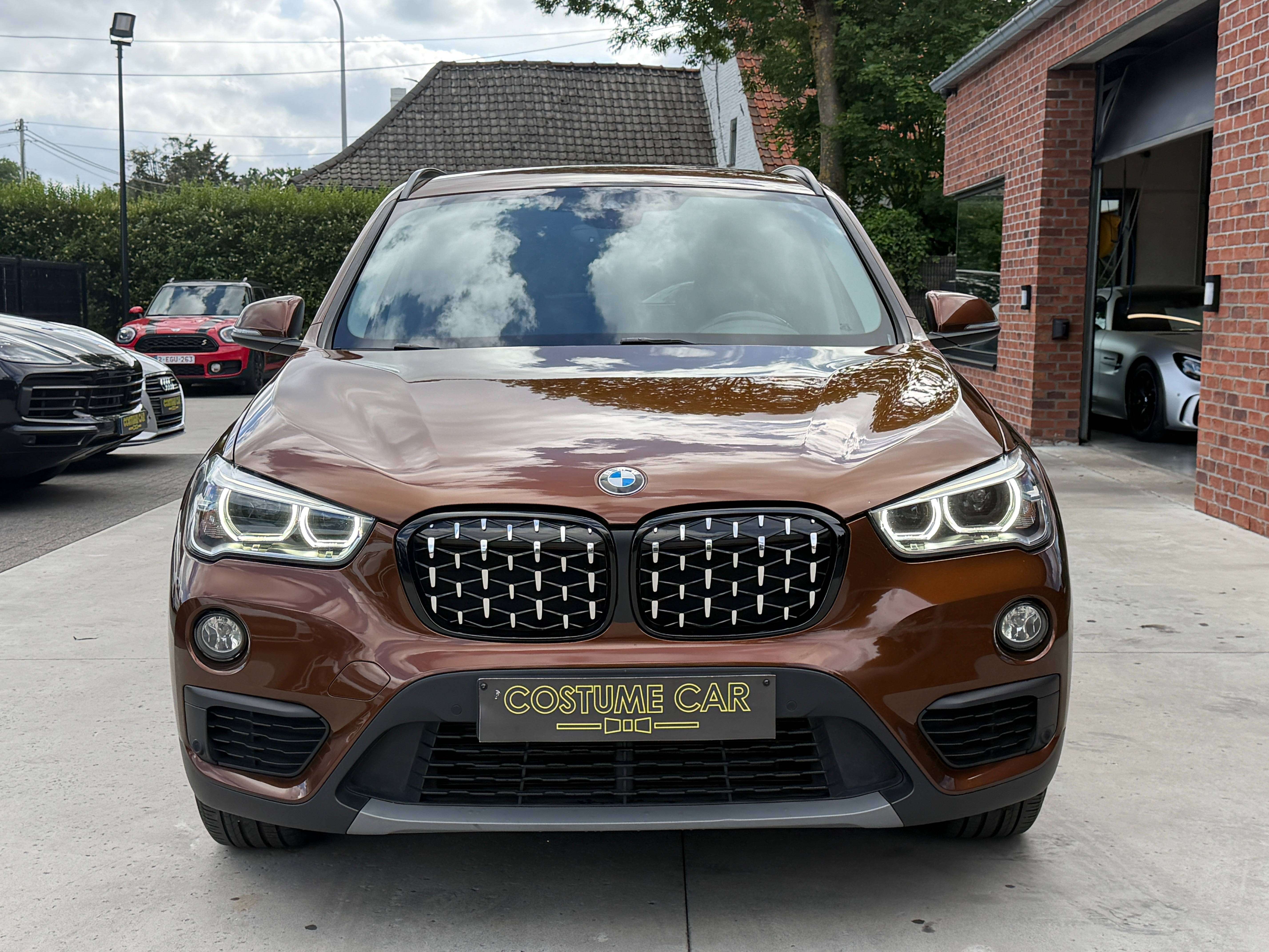 BMW X1 LED - Attelage - Radars de recul - Clim auto - Hayon électrique