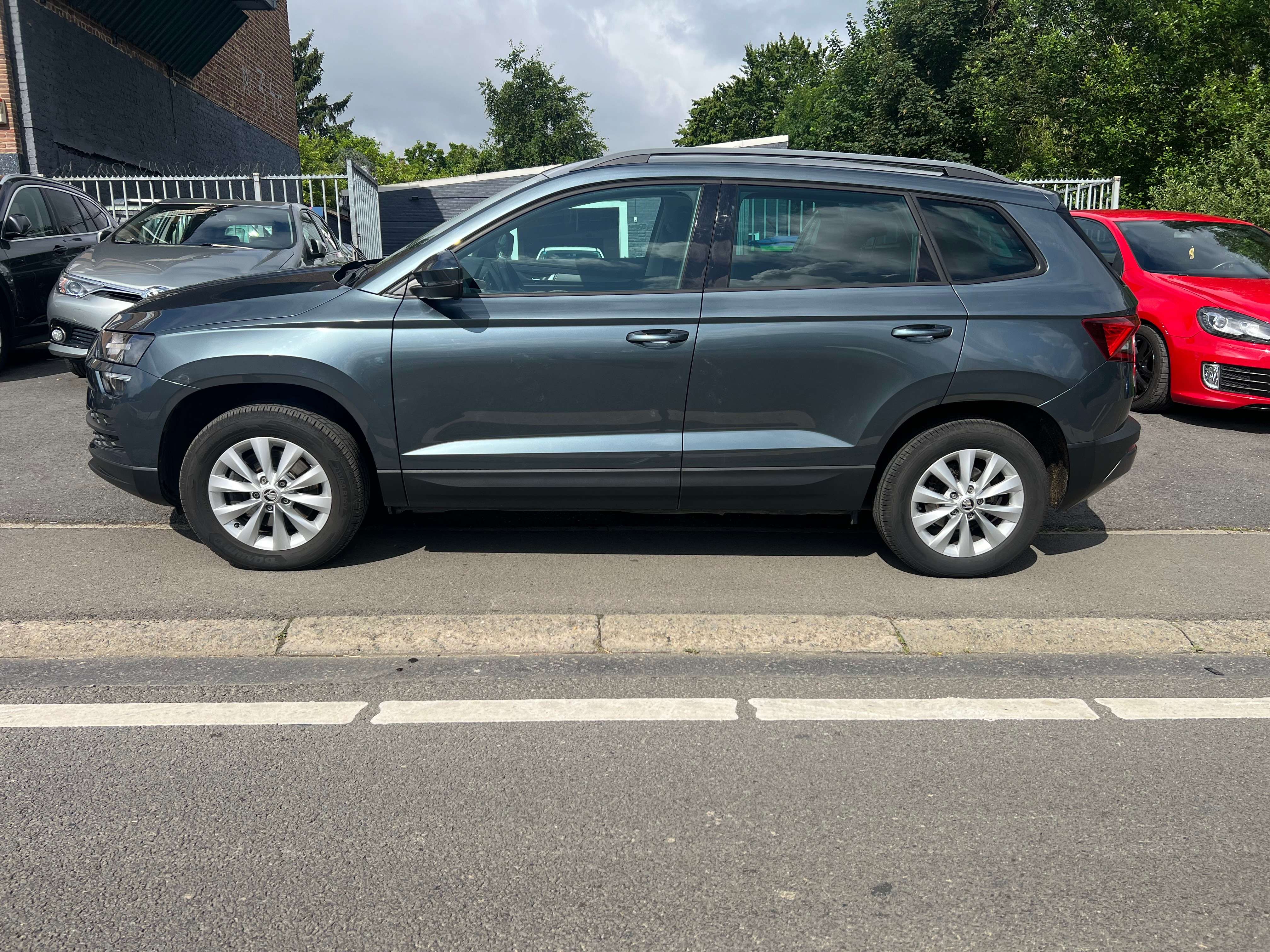 Skoda Karoq 1.0 TSI Ambition DSG AUTOMATIQUE GPS CAMÉRA GARANTIE CRÉDIT 100%