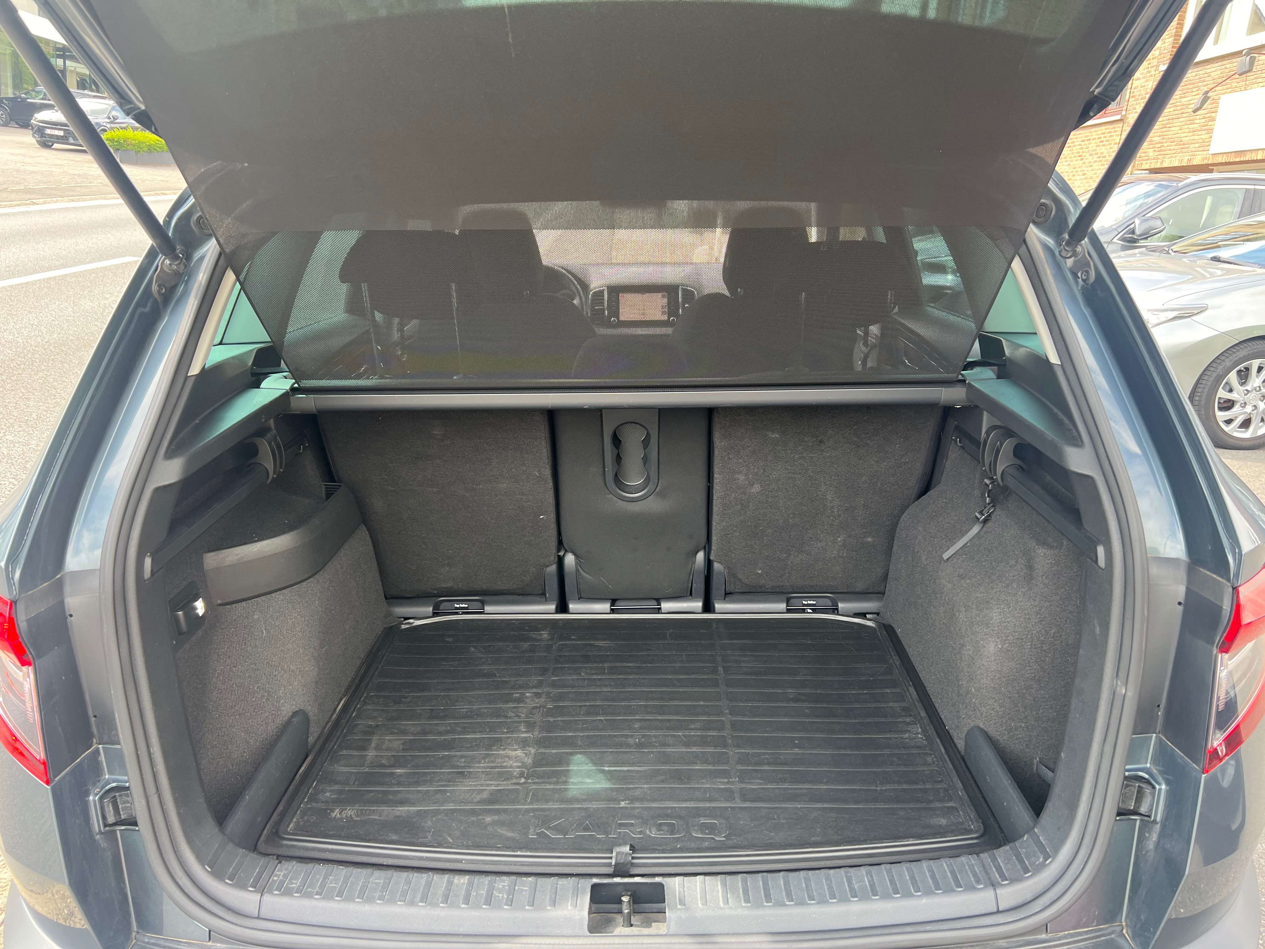 Skoda Karoq 1.0 TSI Ambition DSG AUTOMATIQUE GPS CAMÉRA GARANTIE CRÉDIT 100%