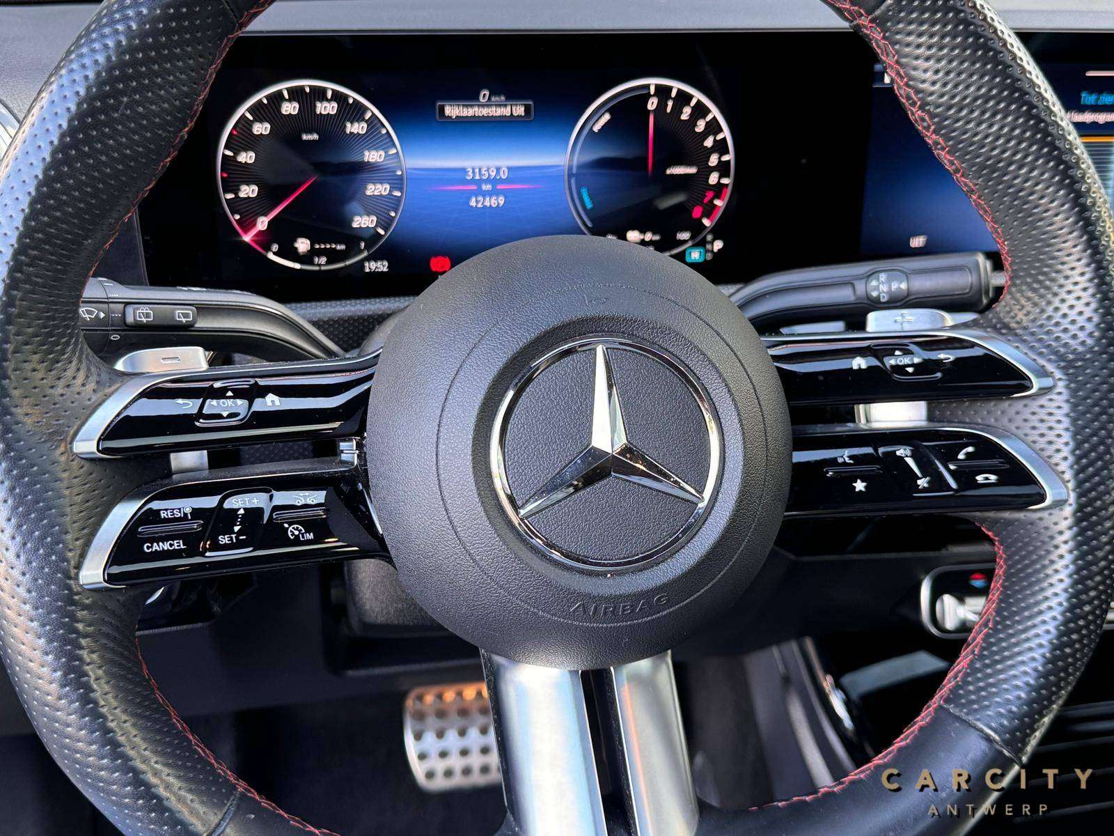 Mercedes-Benz A 250 A 250 e PHEV AMG Line (160 kW) AMG Line | PANO | CAMERA | ACC | KEYLESS | LED |
