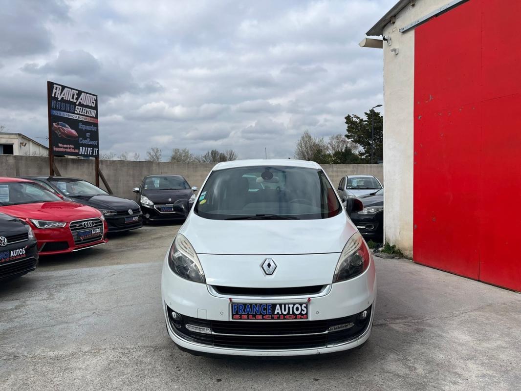 Renault Scenic BOSE 1.5L DCI 110 CH 7 PLACES - AVEC GPS TOMTOM | ENTIÈREMENT RÉVISÉE & GARANTIE