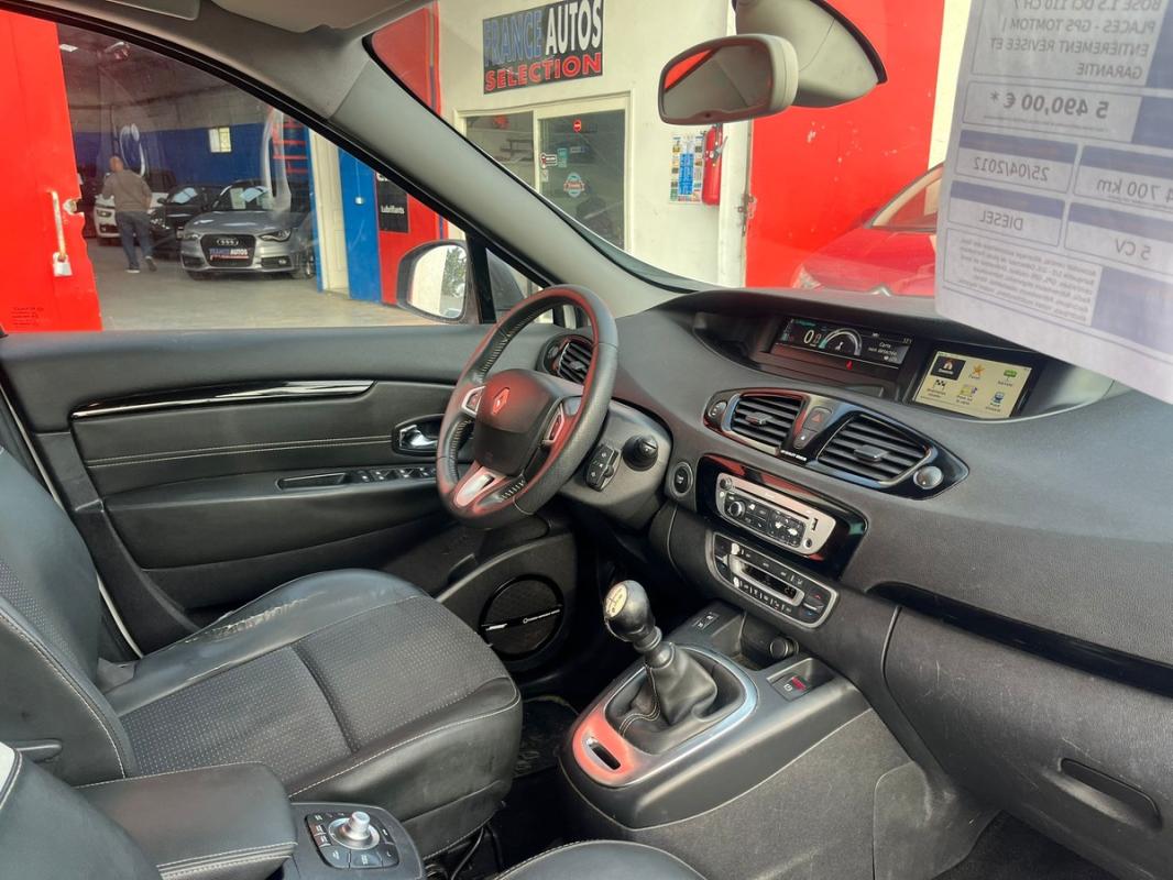 Renault Scenic BOSE 1.5L DCI 110 CH 7 PLACES - AVEC GPS TOMTOM | ENTIÈREMENT RÉVISÉE & GARANTIE