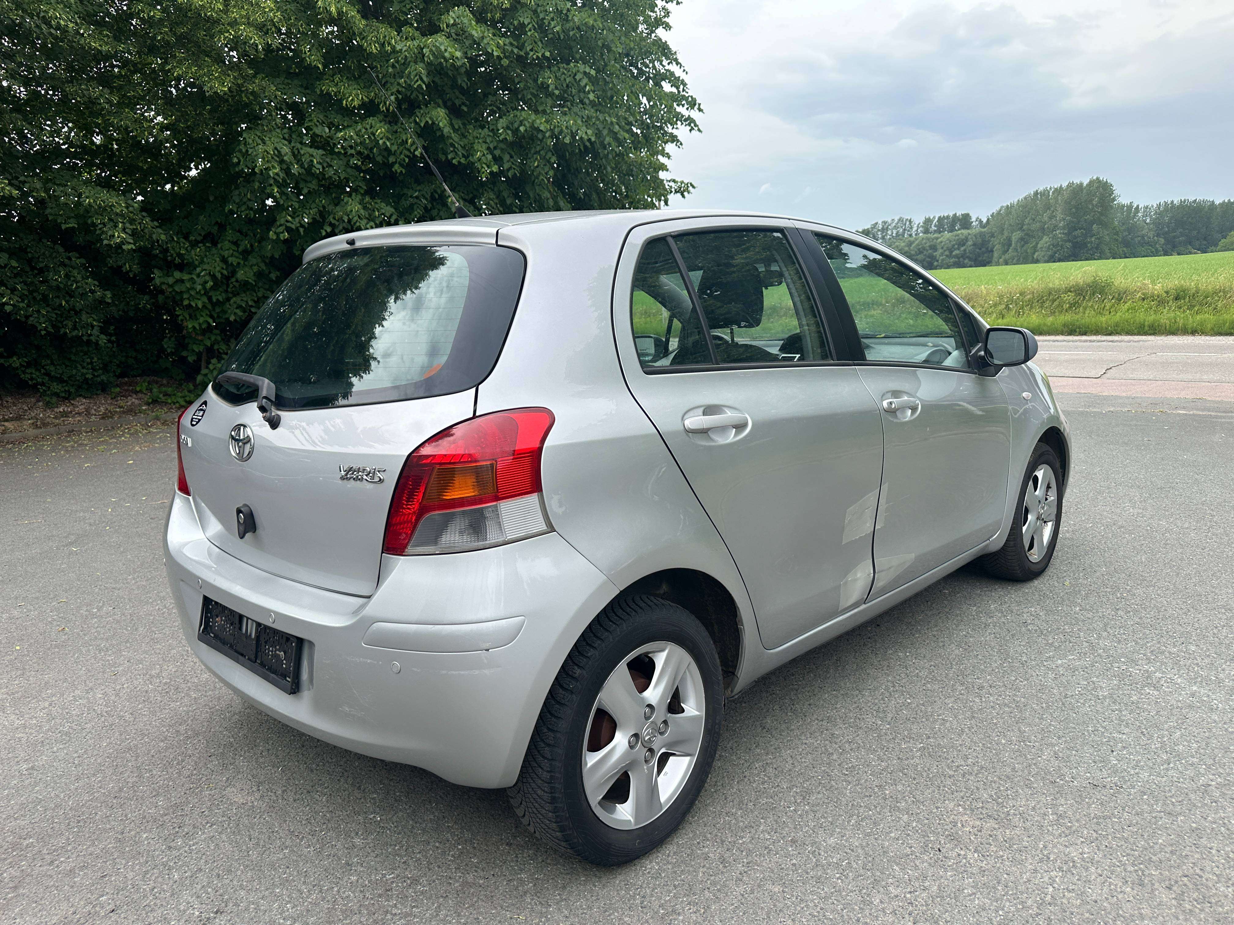 Toyota Yaris 1.0 VVT-I