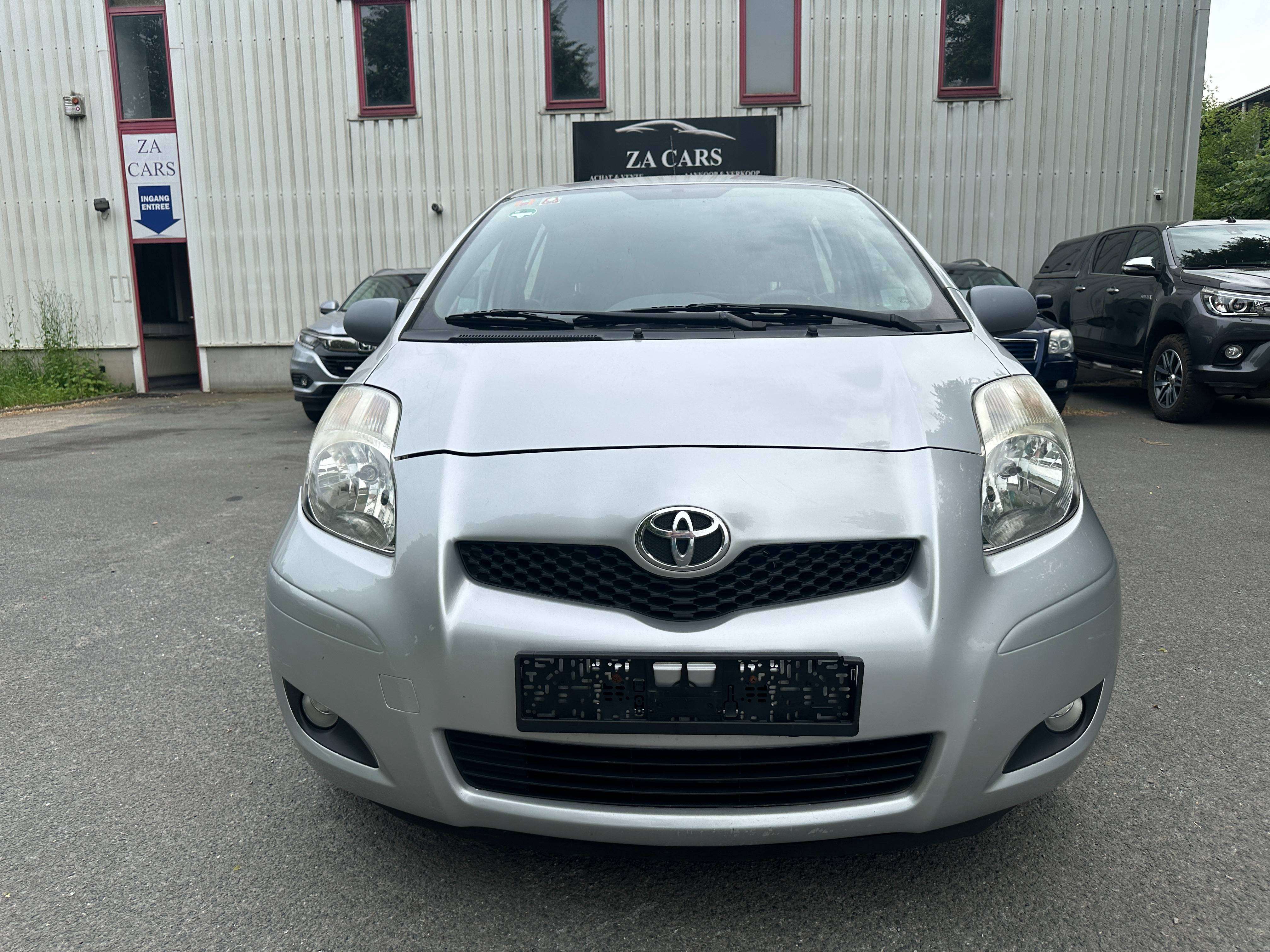 Toyota Yaris 1.0 VVT-I