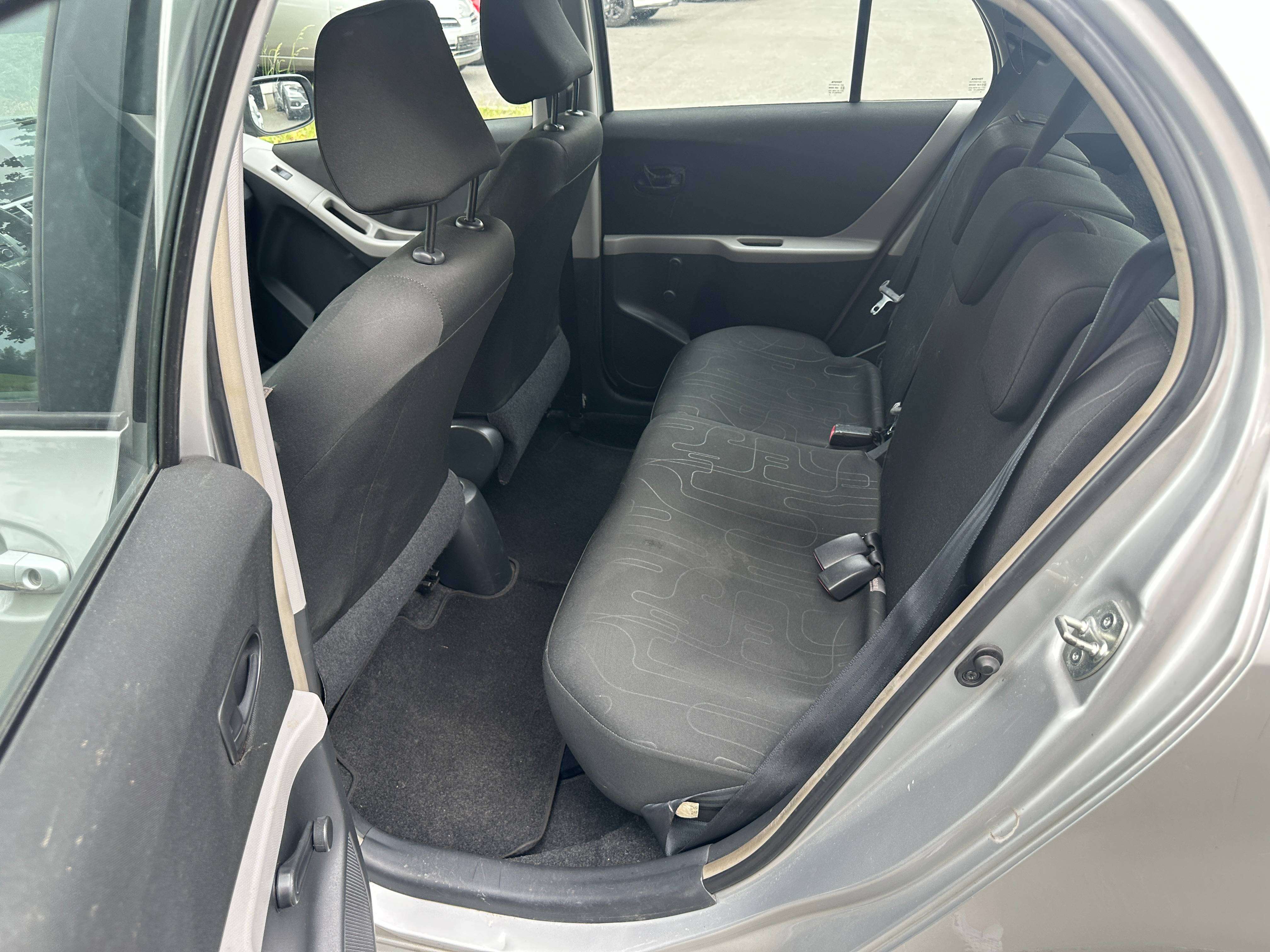 Toyota Yaris 1.0 VVT-I