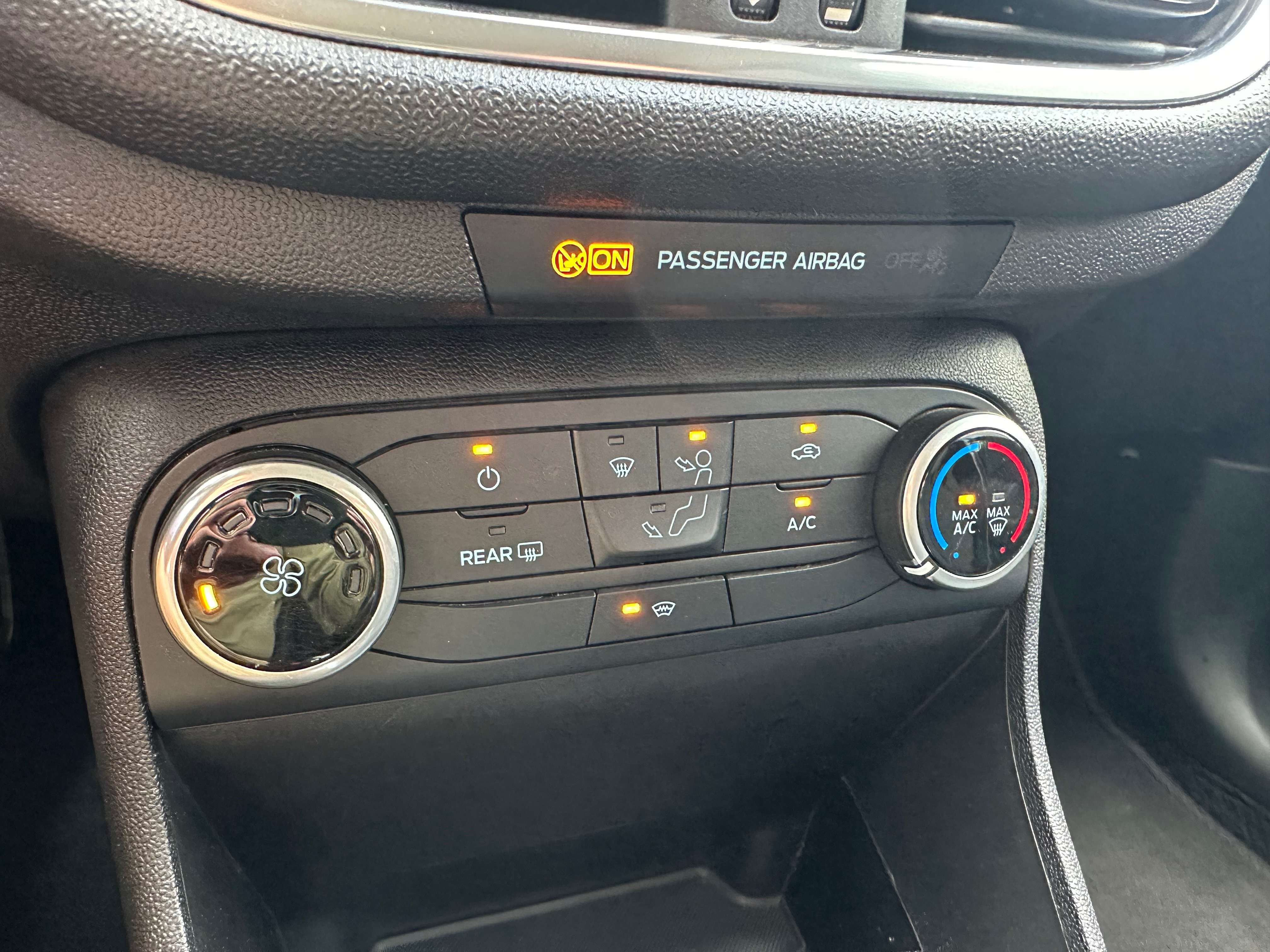 Ford Fiesta 1.1i 5 deurs Airco Comfort Pack