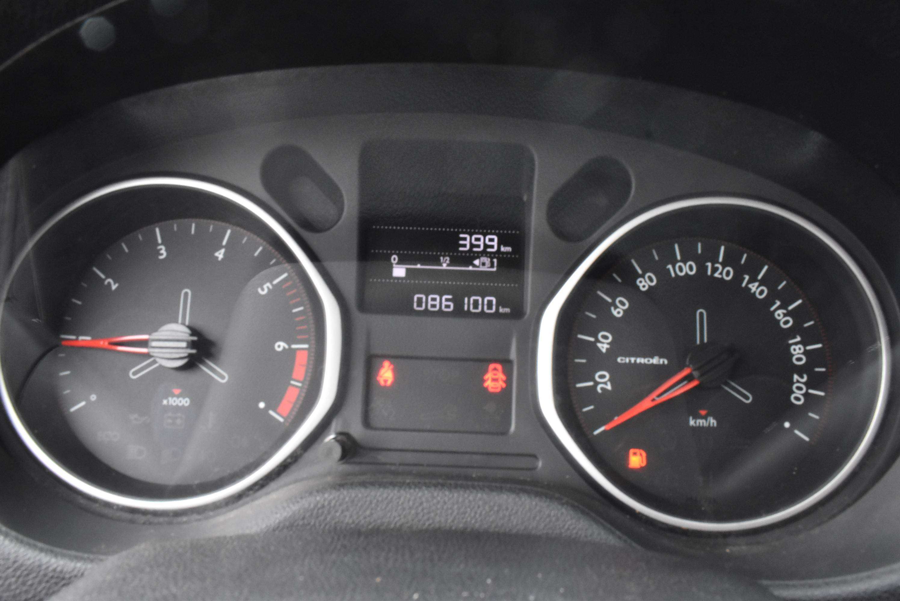 Citroen C-Elysée 1.2i Seduction Airco/GPS ***12M GARANTIE***