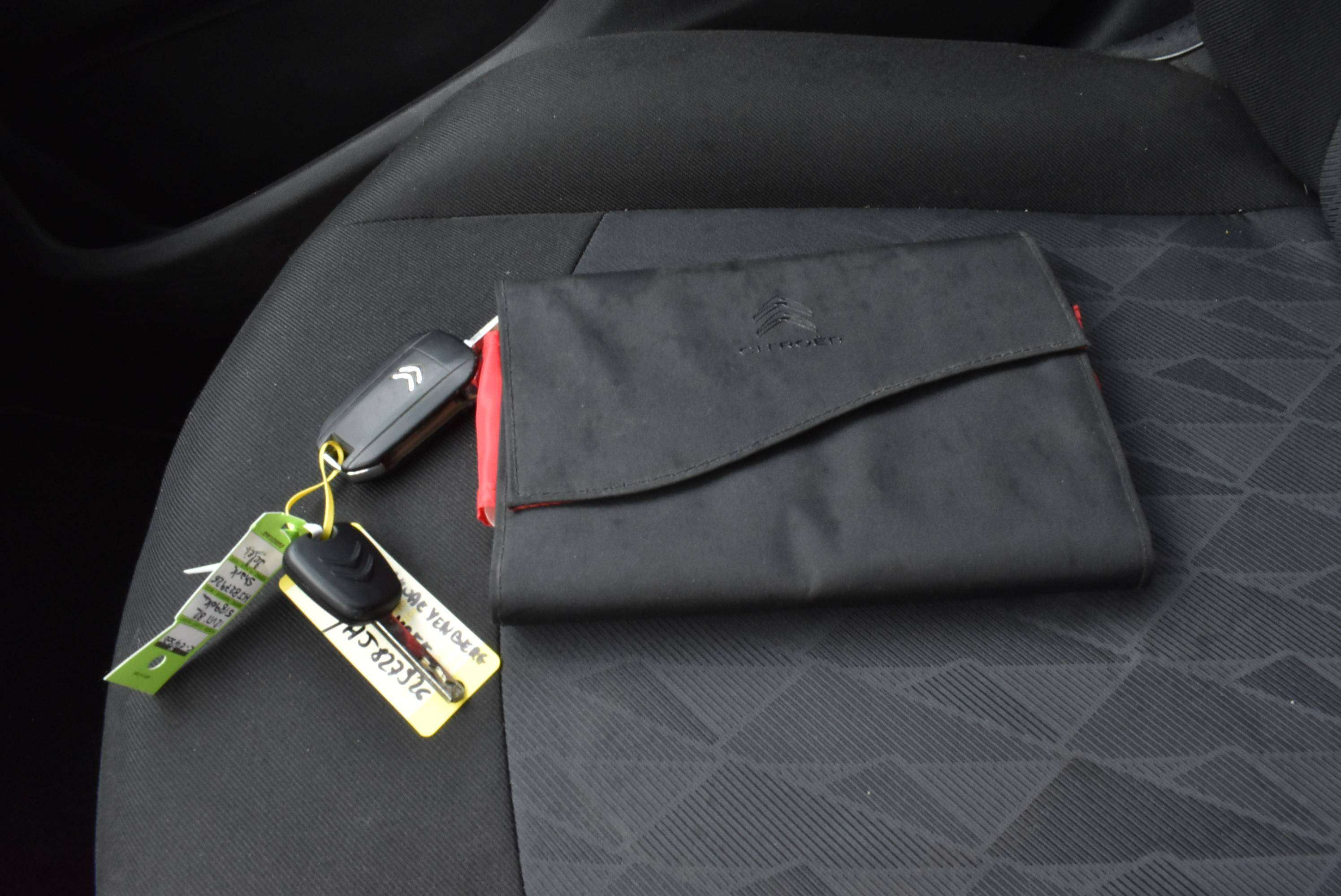 Citroen C-Elysée 1.2i Seduction Airco/GPS ***12M GARANTIE***