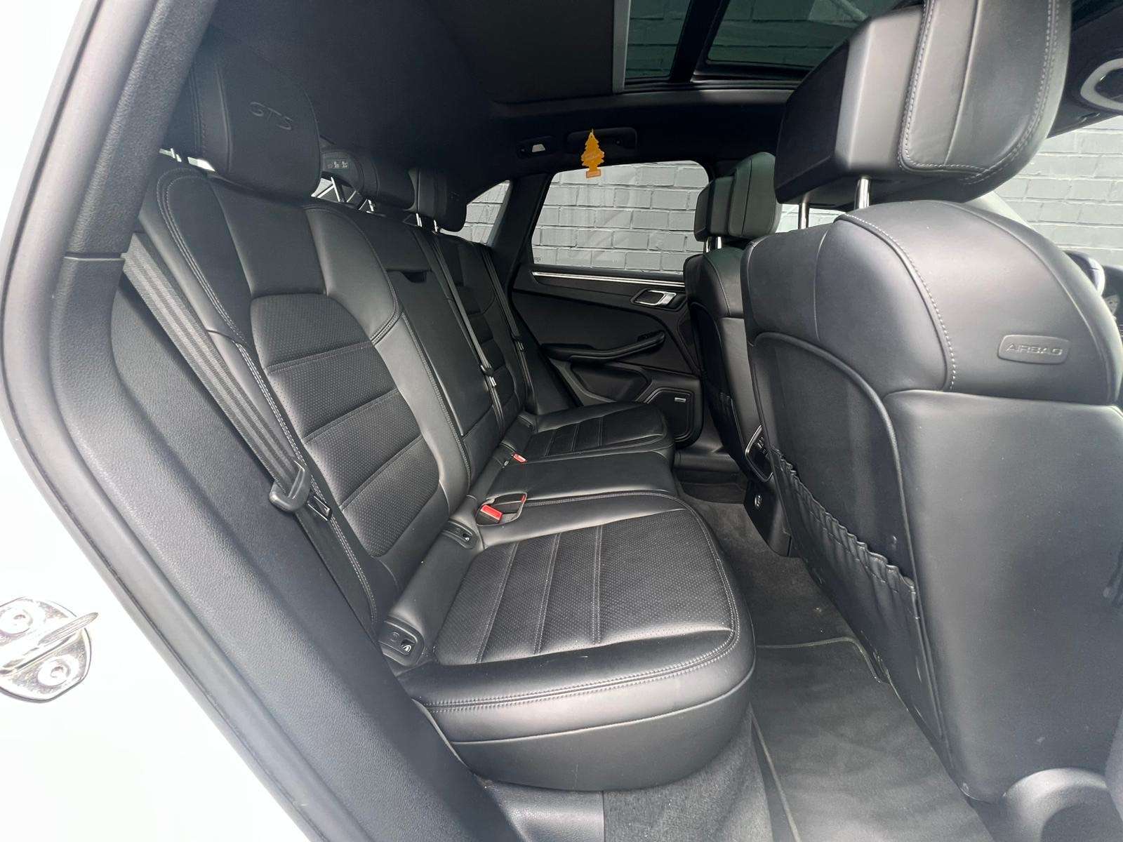 Porsche Macan Macan GTS 3.0 V6 Bi-Turbo PDK GARANTI CARNET PANO/