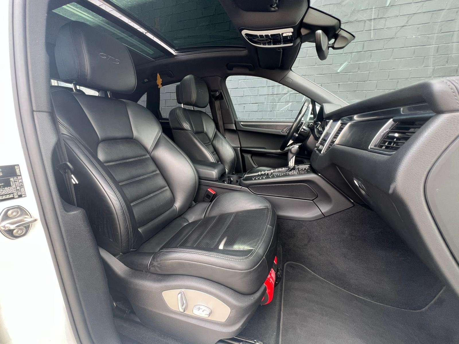 Porsche Macan Macan GTS 3.0 V6 Bi-Turbo PDK GARANTI CARNET PANO/