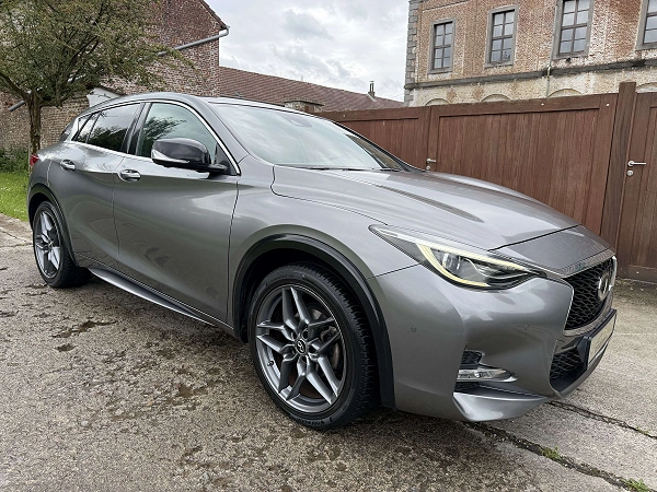 Infiniti Q30 S 1.6 Turbo Sport DCT *CAM*CRUISE*PANO*