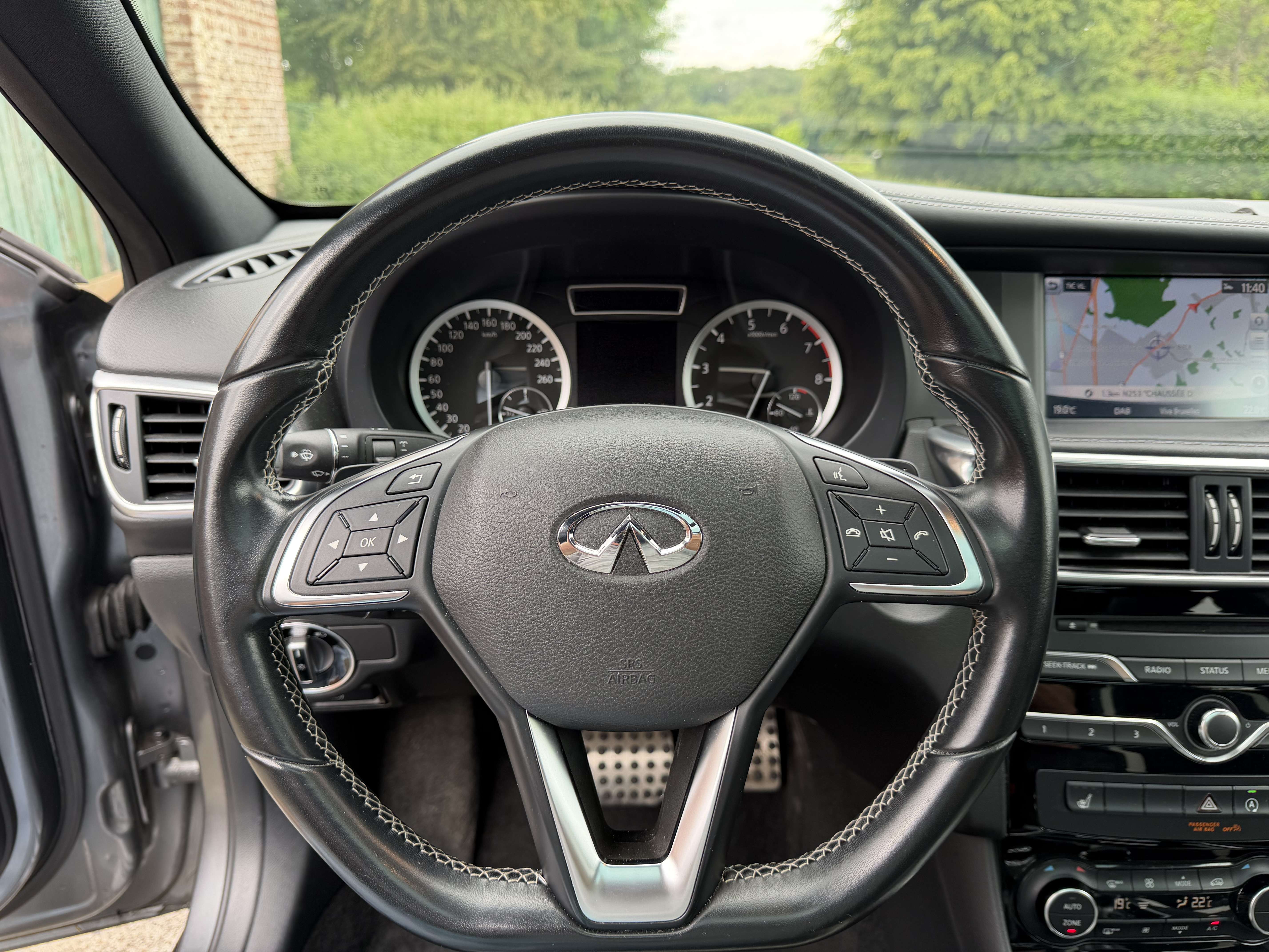 Infiniti Q30 S 1.6 Turbo Sport DCT *CAM*CRUISE*PANO*