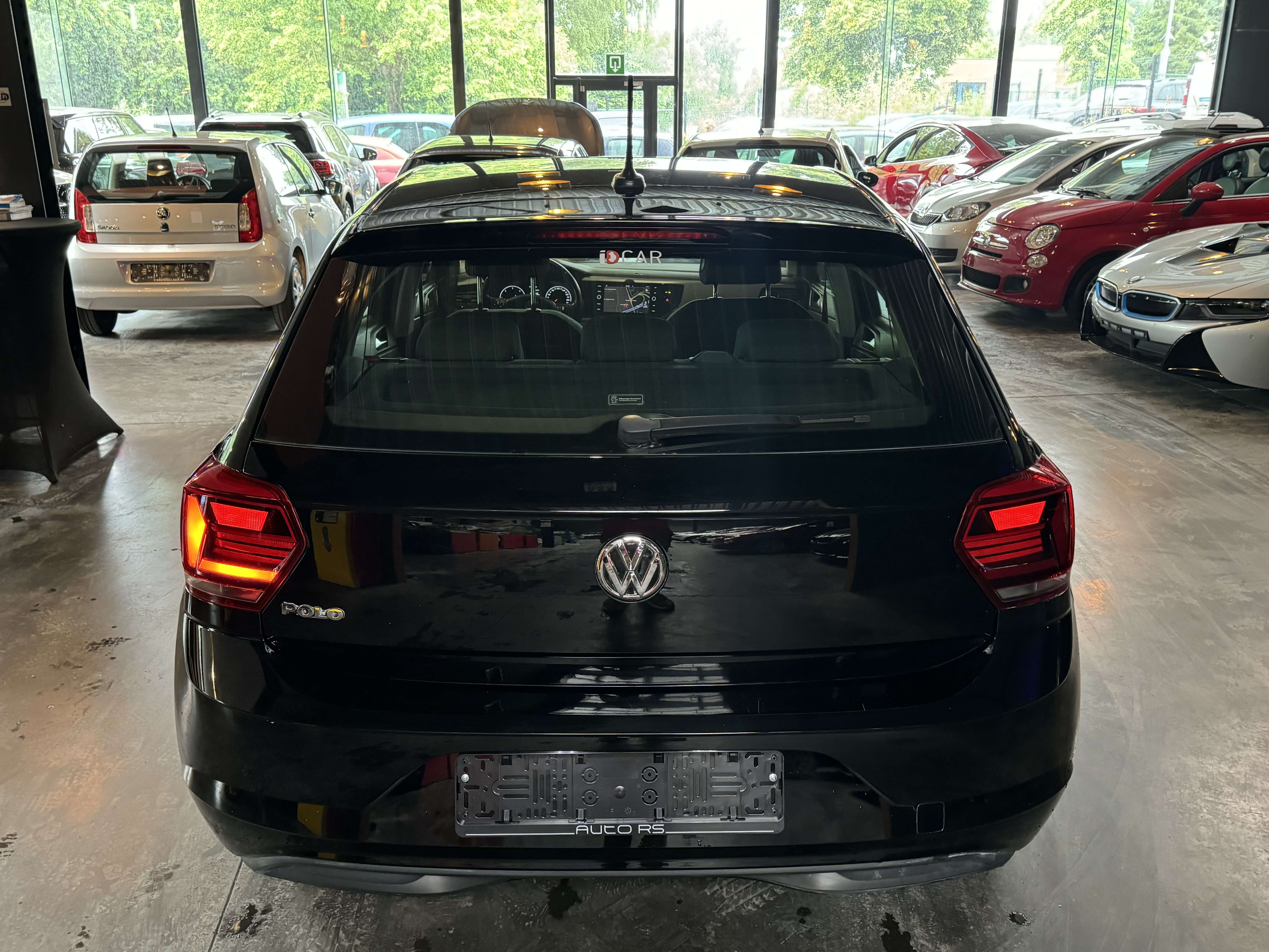 Volkswagen Polo 1.6 - A/C - MEDIA/TEL - NAVI - REGULATEUR DE VITESSE