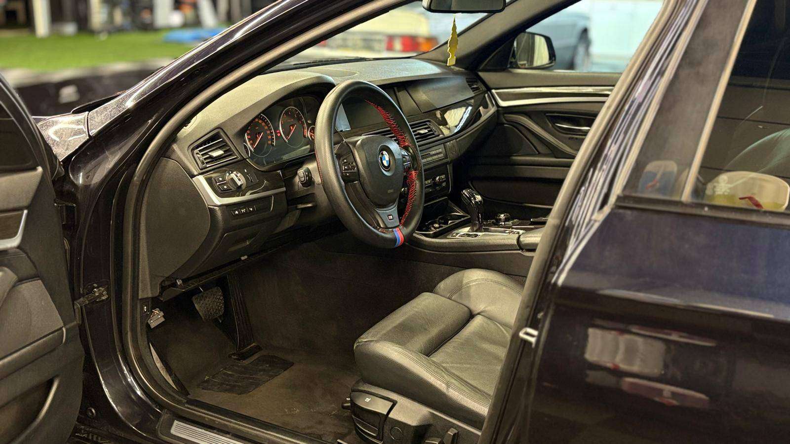 BMW 530 i benz. FULL M-PAKKET OPEN DAK AUTOMAAT