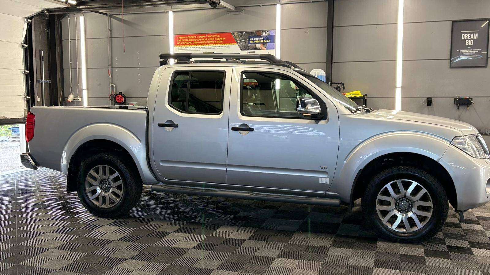 Nissan Navara 3.0 dCi V6 bj. 2013 AUTOMATIQUE 230pk Probleem boite
