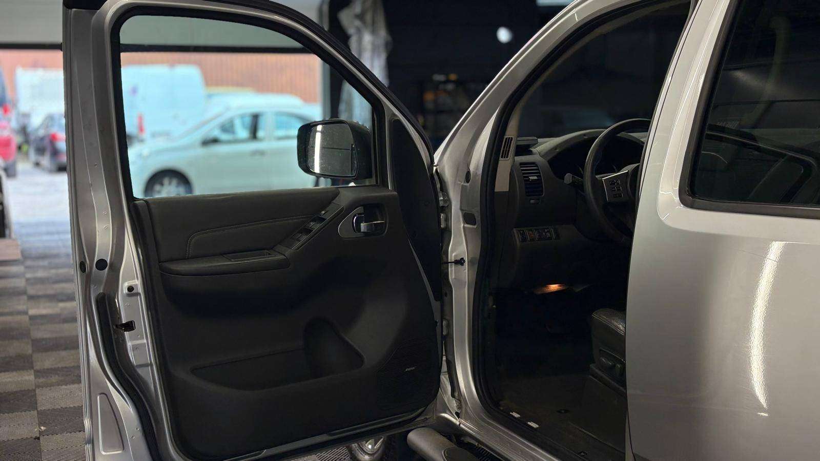 Nissan Navara 3.0 dCi V6 bj. 2013 AUTOMATIQUE 230pk Probleem boite