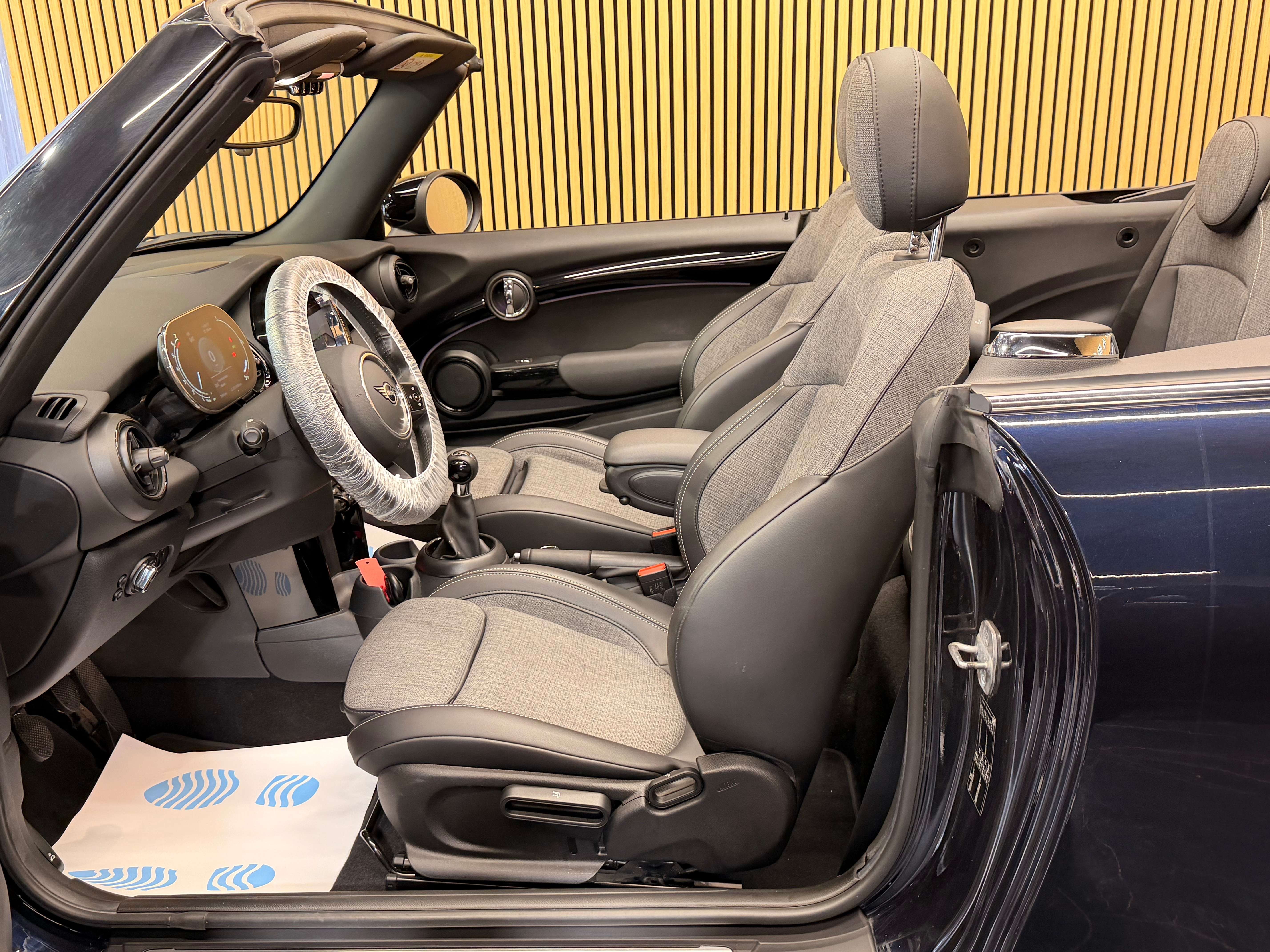 MINI Cooper S Cabrio Cabriolet 2.0 Cooper S * GARANTIE 12 MOIS * 1ER PROP *
