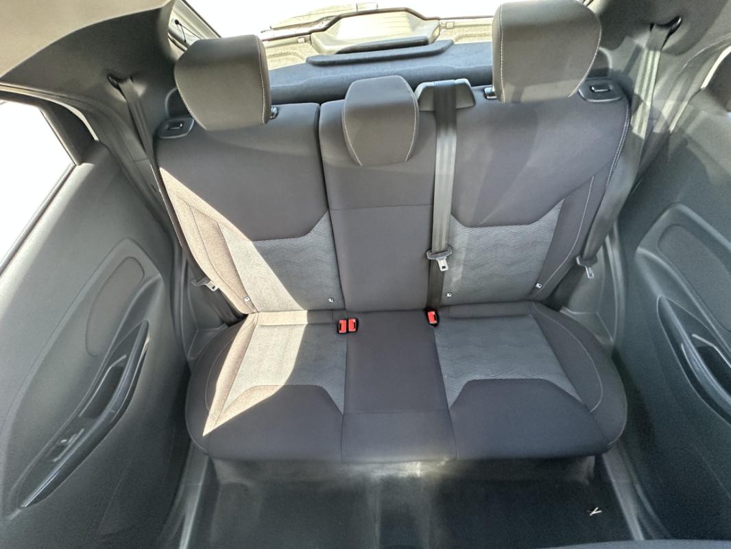 Ford Ka + 1.2 Ti-VCT 85 White Edition CLIM