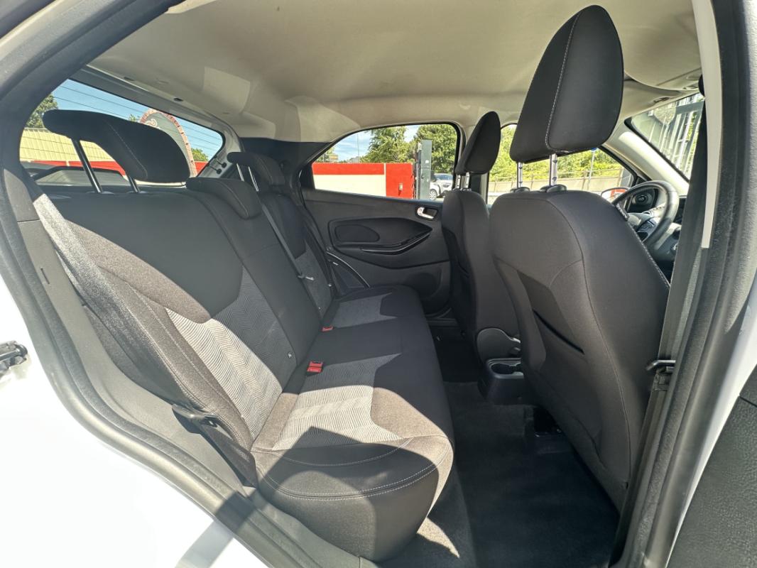 Ford Ka + 1.2 Ti-VCT 85 White Edition CLIM