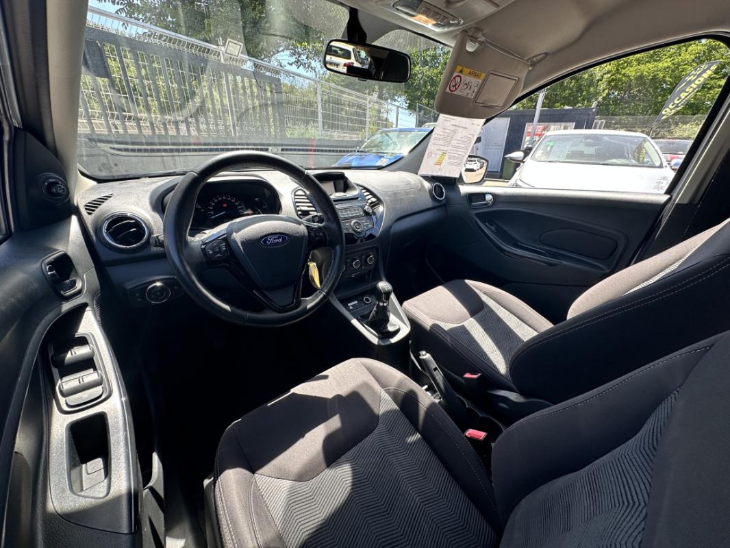 Ford Ka + 1.2 Ti-VCT 85 White Edition CLIM