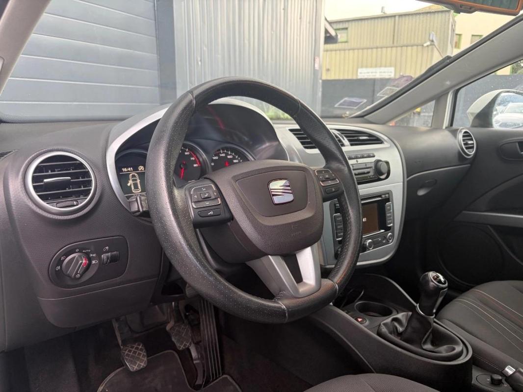 Seat Leon 1.2 TSI 105ch Style Copa 1ère main / toit ouvrant