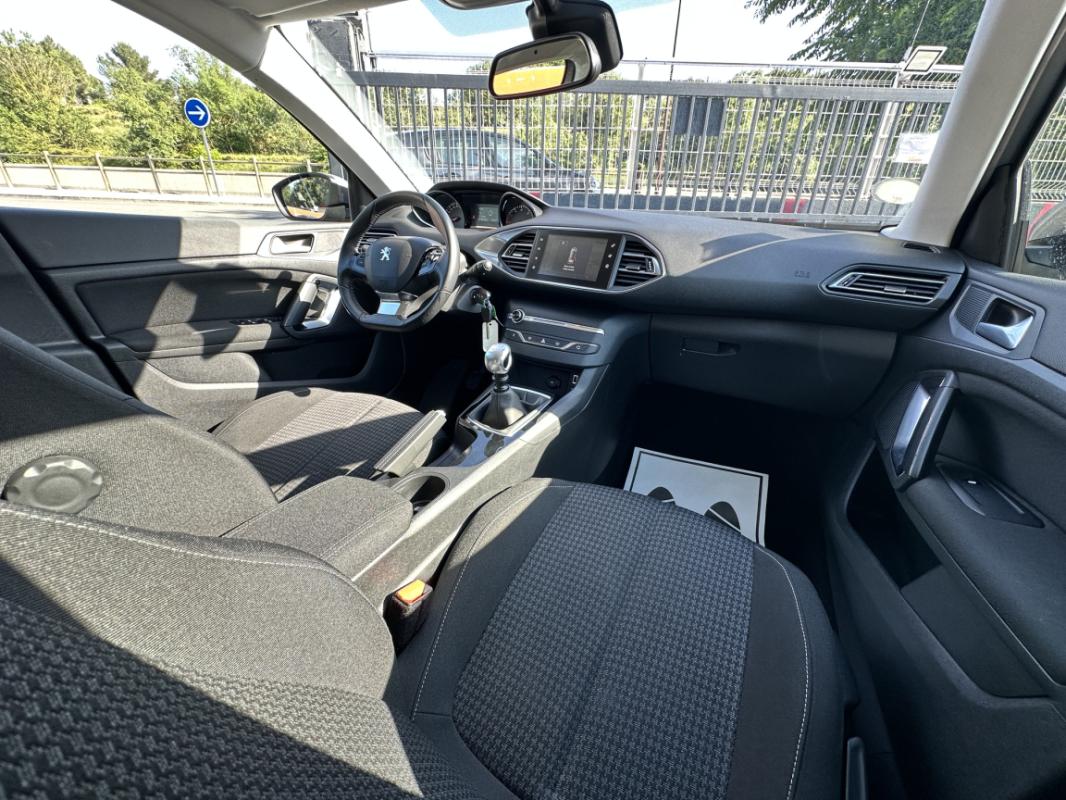 Peugeot 308 1.6 BlueHDi 120ch BVM6 Style CAMERA / GPS