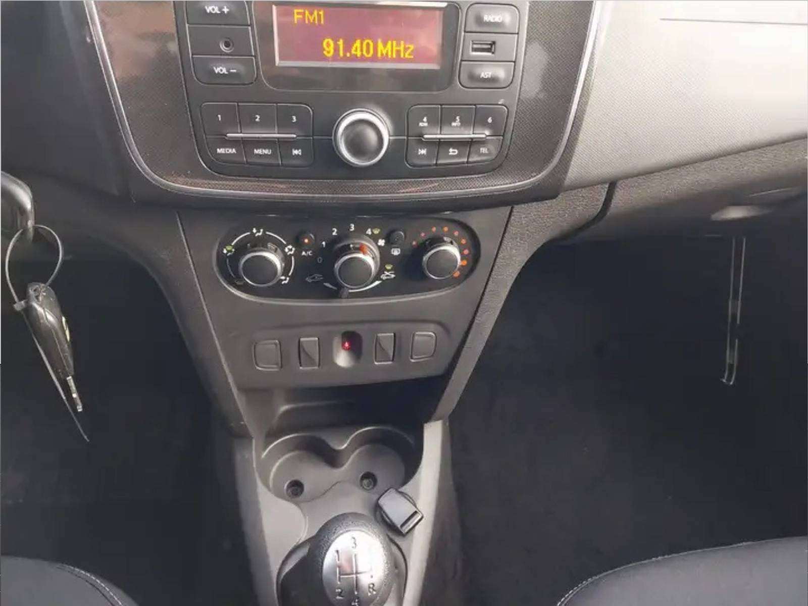 Dacia Logan 1.5 Blue dCi /ATTACHE-REMORQUE/AIRCO/BLUETOOTH/