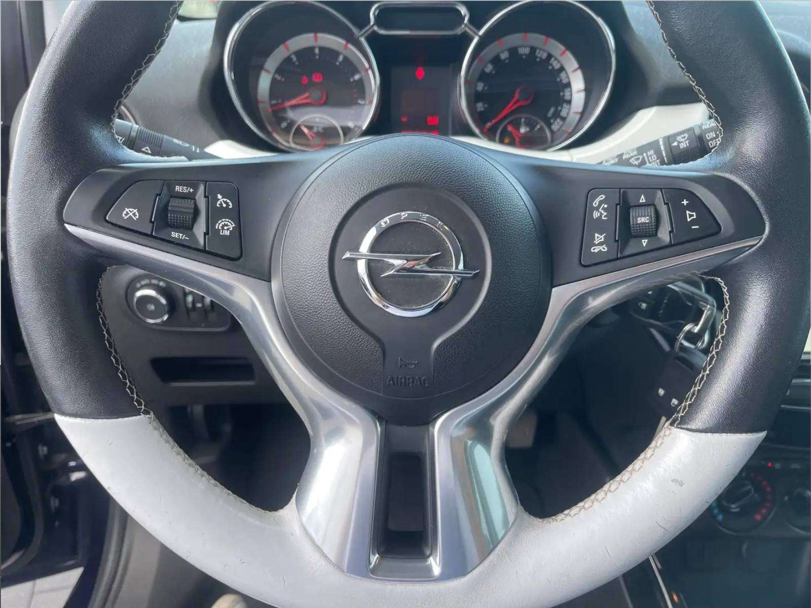 Opel Adam 1.2i Black Jack (EU6.2)/GPS/ANDROID//APPLECAR-PLAY