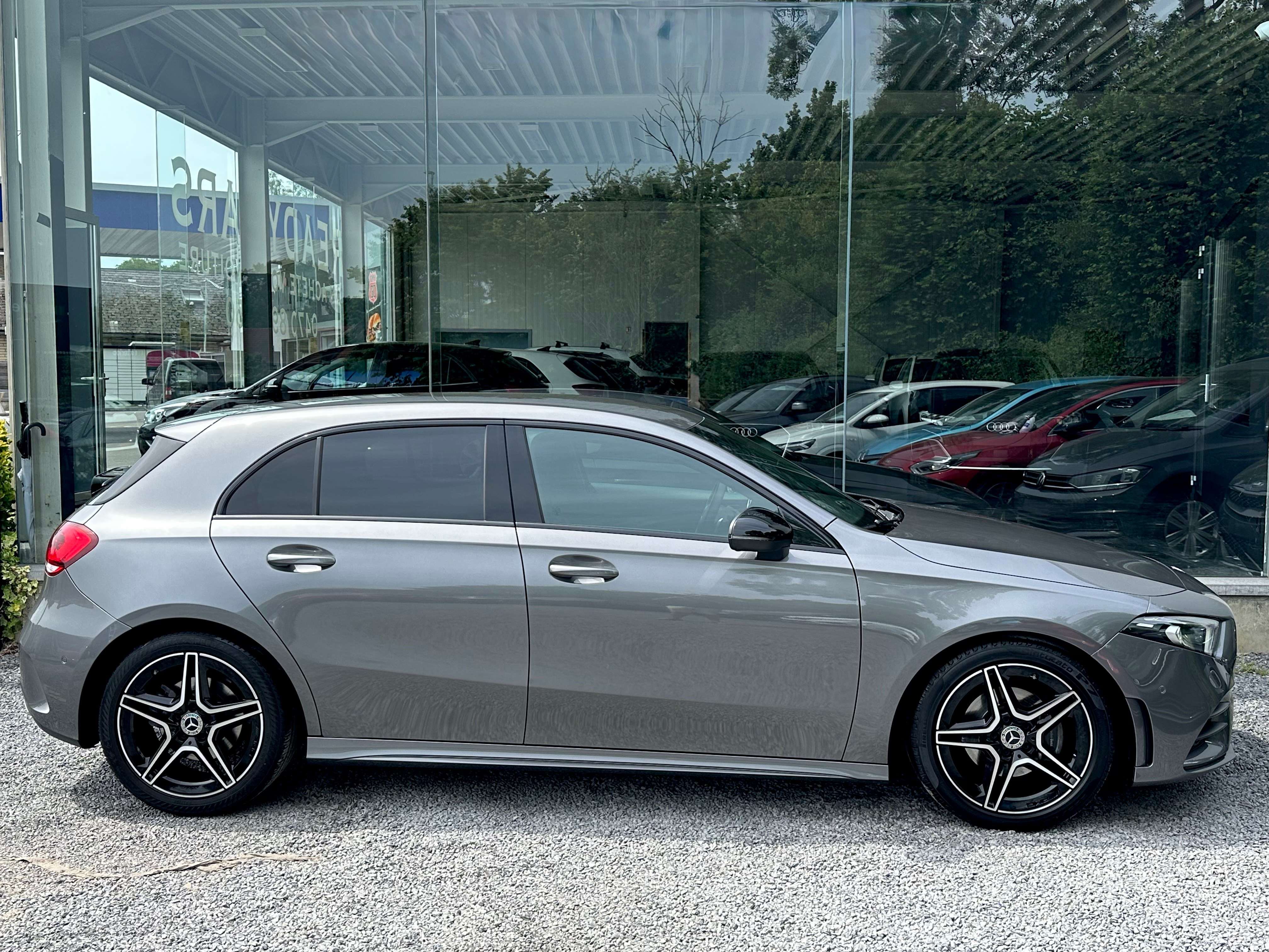 Mercedes-Benz A 200 1.3*PACK AMG*CAM*SIEGE CHAUFF*LED*NAVI*GARANTIE