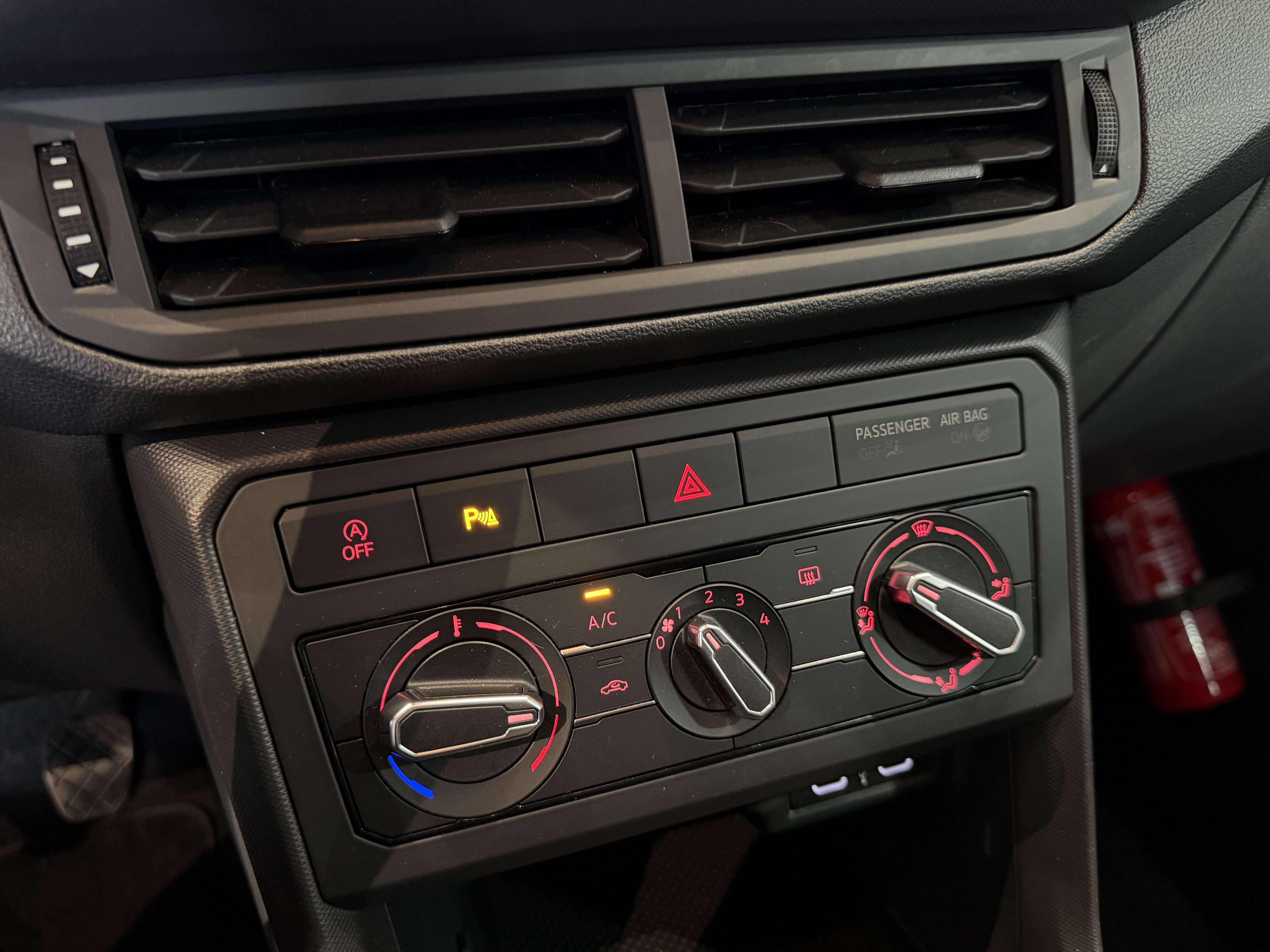 Volkswagen T-Cross 1.0 TSI  - GARANTIE 12MOIS - 1ERPRO