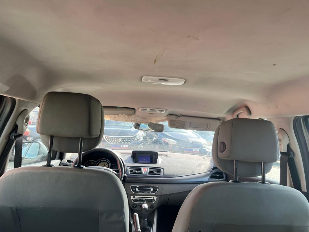 Renault Megane Break 1.5L DCI 86 CHV GPS, RÉGULATEUR ET LIMITEUR DE VITESSE.. - RÉVISÉE & GARANTIE