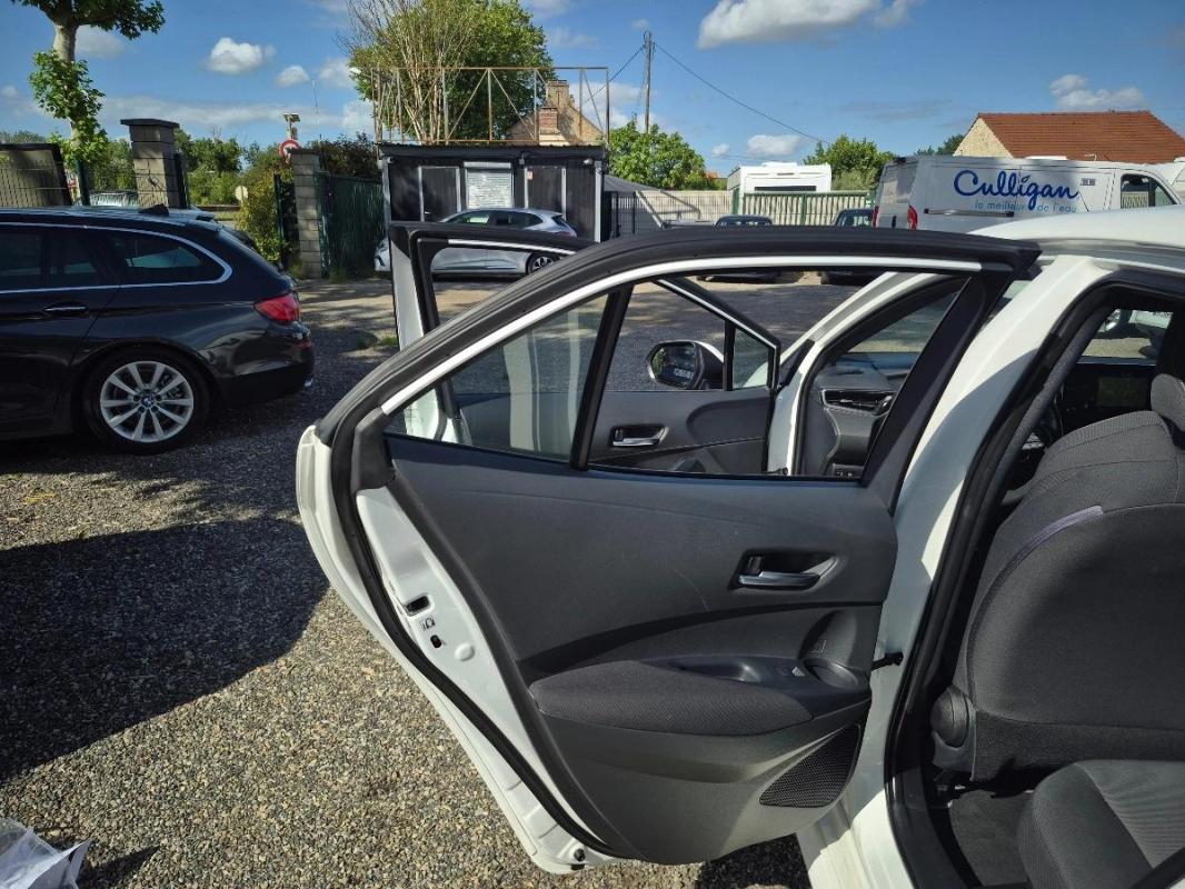 Toyota Corolla 1.8 122H 100 HYBRID DYNAMIC BUSINESS BVA