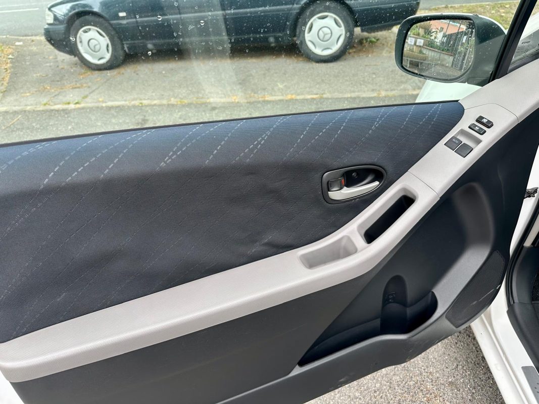 Toyota Yaris 1.3 VVT-I 87 SOL MultiMode