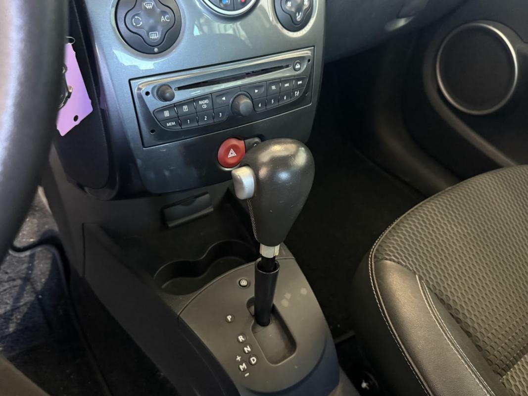 Renault Clio 1.6 16V 110 Exception Pack Cuir TomTom A