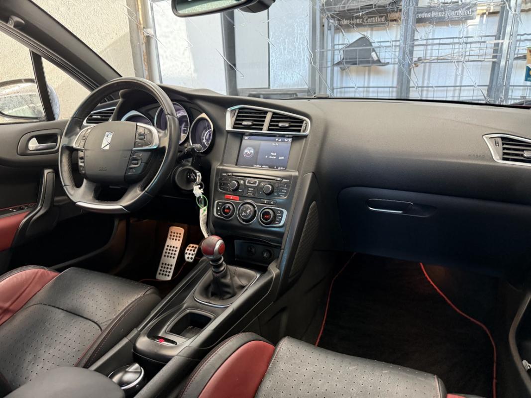 Citroen Ds4 1.6 THP 200 Sport Chic Siège Cuir Massant