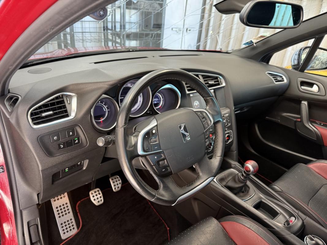 Citroen Ds4 1.6 THP 200 Sport Chic Siège Cuir Massant