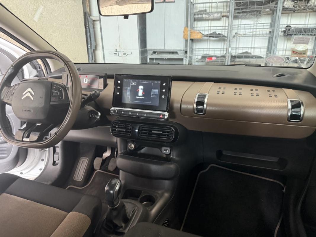 Citroen C4 1.2 VTi 82 Shine Brown Edition