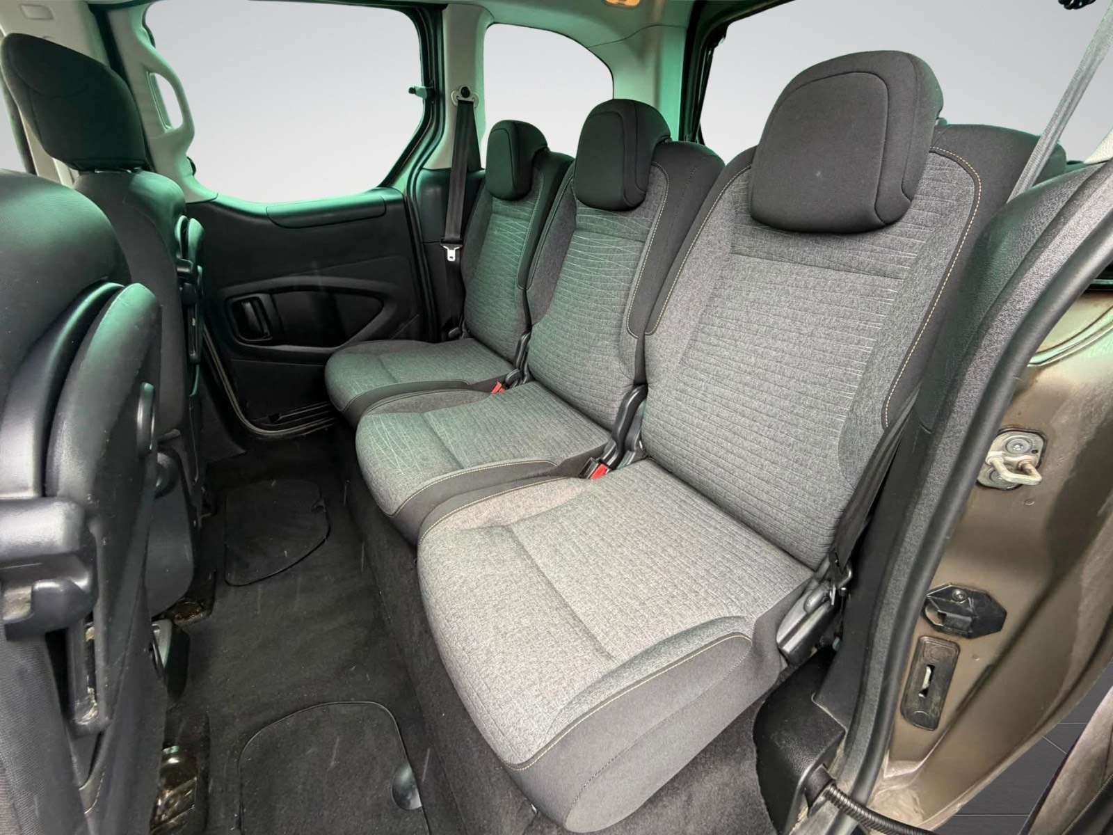 Citroen Berlingo Berlingo 1.6 BlueHDi / Clim / Radar / Attache remo