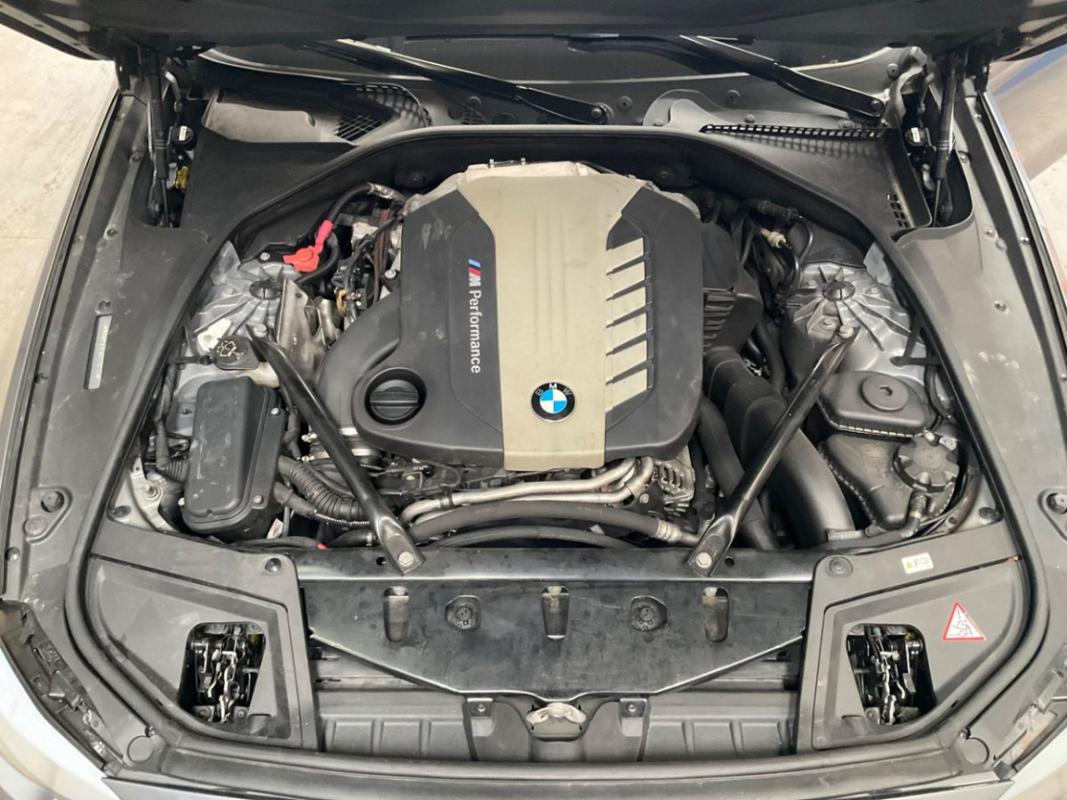 Bmw Serie 5 Touring M550d xDrive 381ch Française