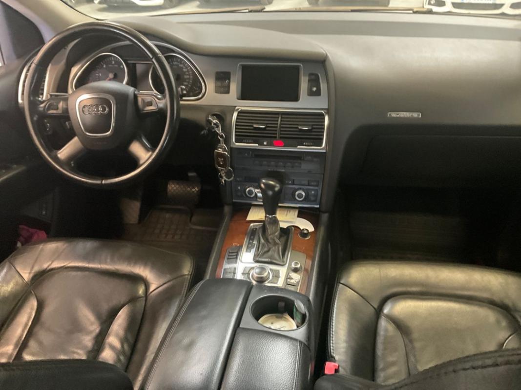 Audi Q7 3.0 V6 TDI Ambition Luxe Quattro 7 Places