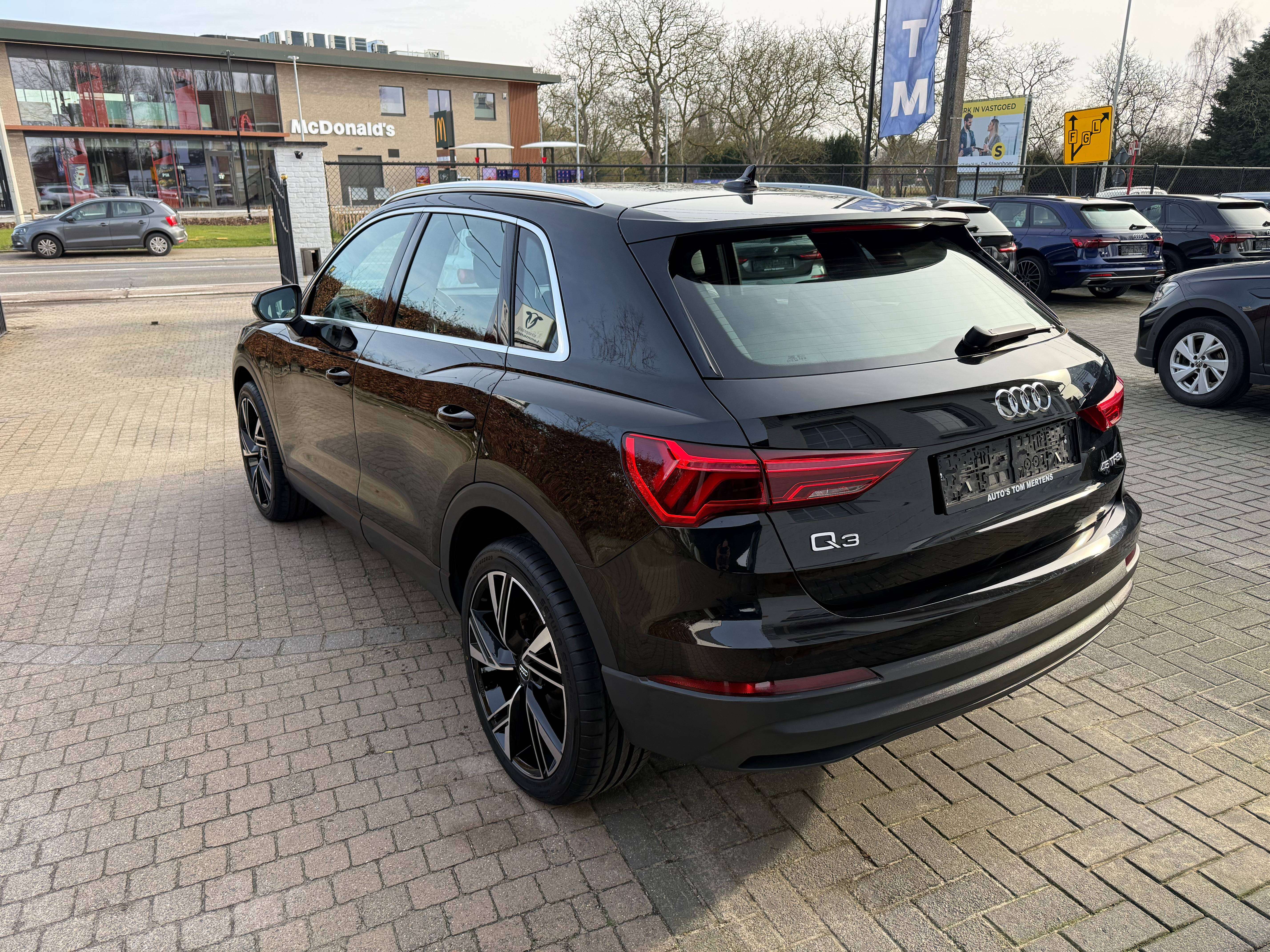 Audi Q3 Q3 PHEV 45 TFSIe  S tronic (180 kW)/Navi/Leder/lane assist/cruise ct/zetelverwarmingpdc V&A