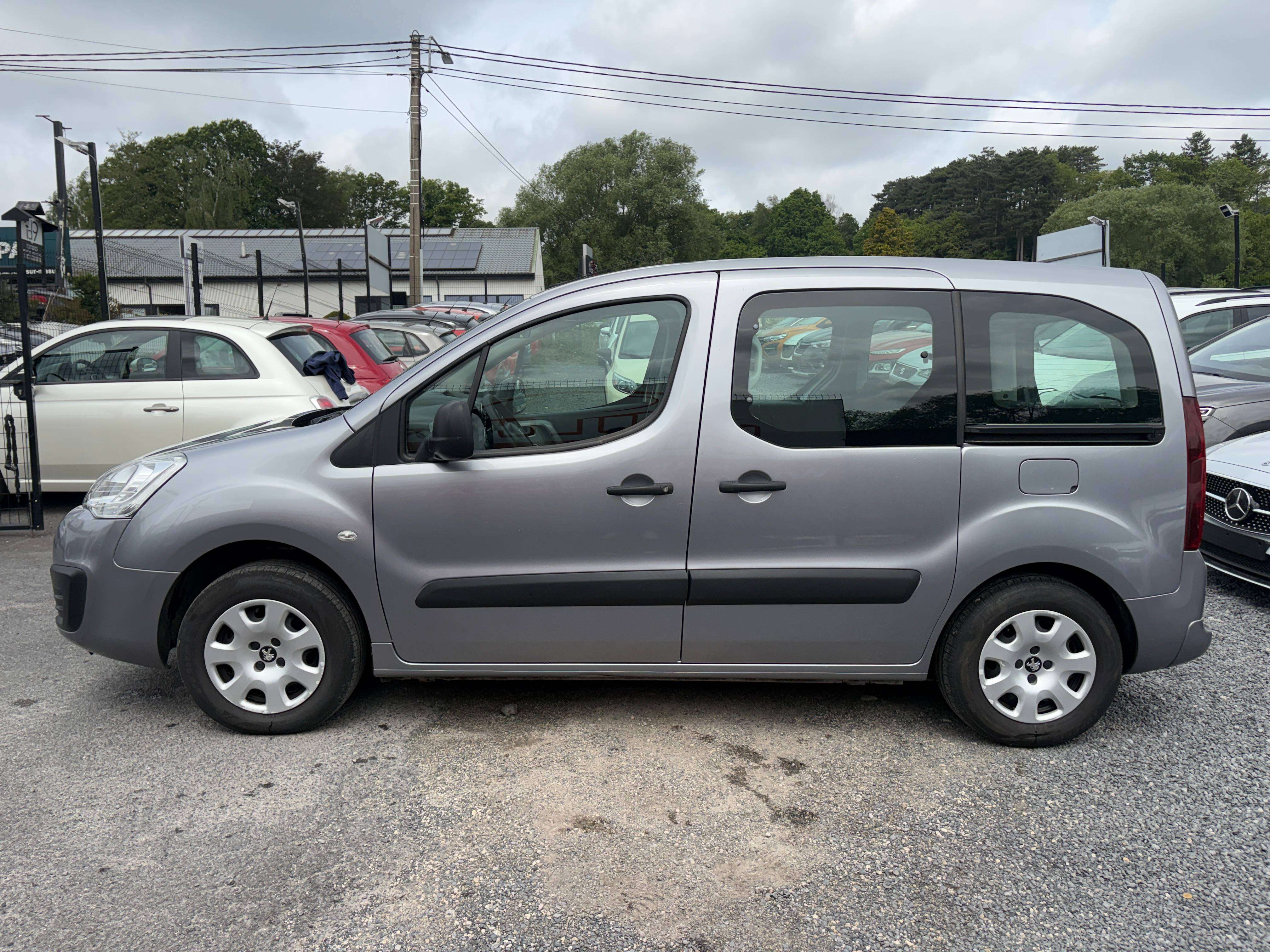 Peugeot Partner Tepee 1.2 Active - EU6 - GARANTIE 1AN -