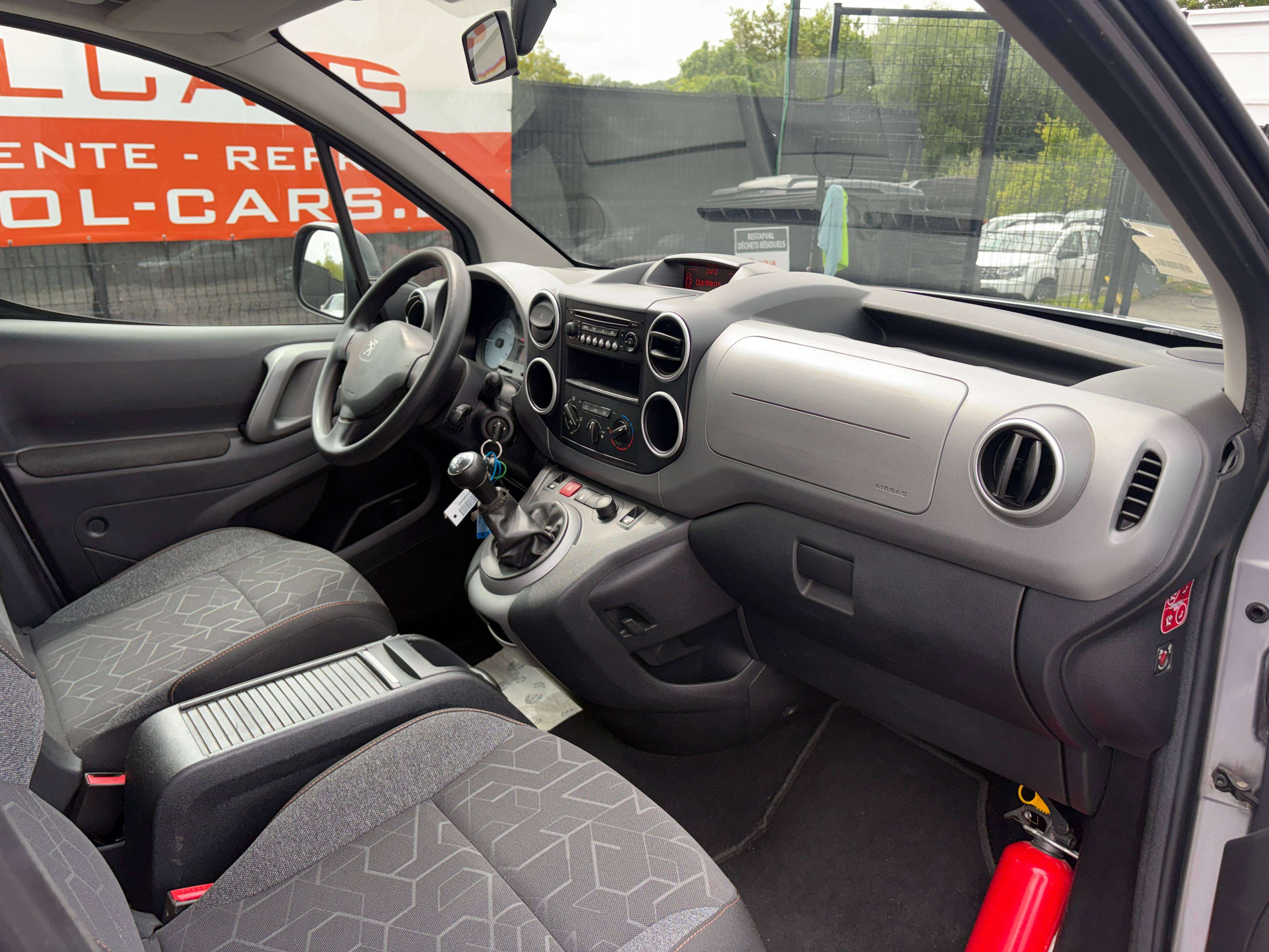 Peugeot Partner Tepee 1.2 Active - EU6 - GARANTIE 1AN -